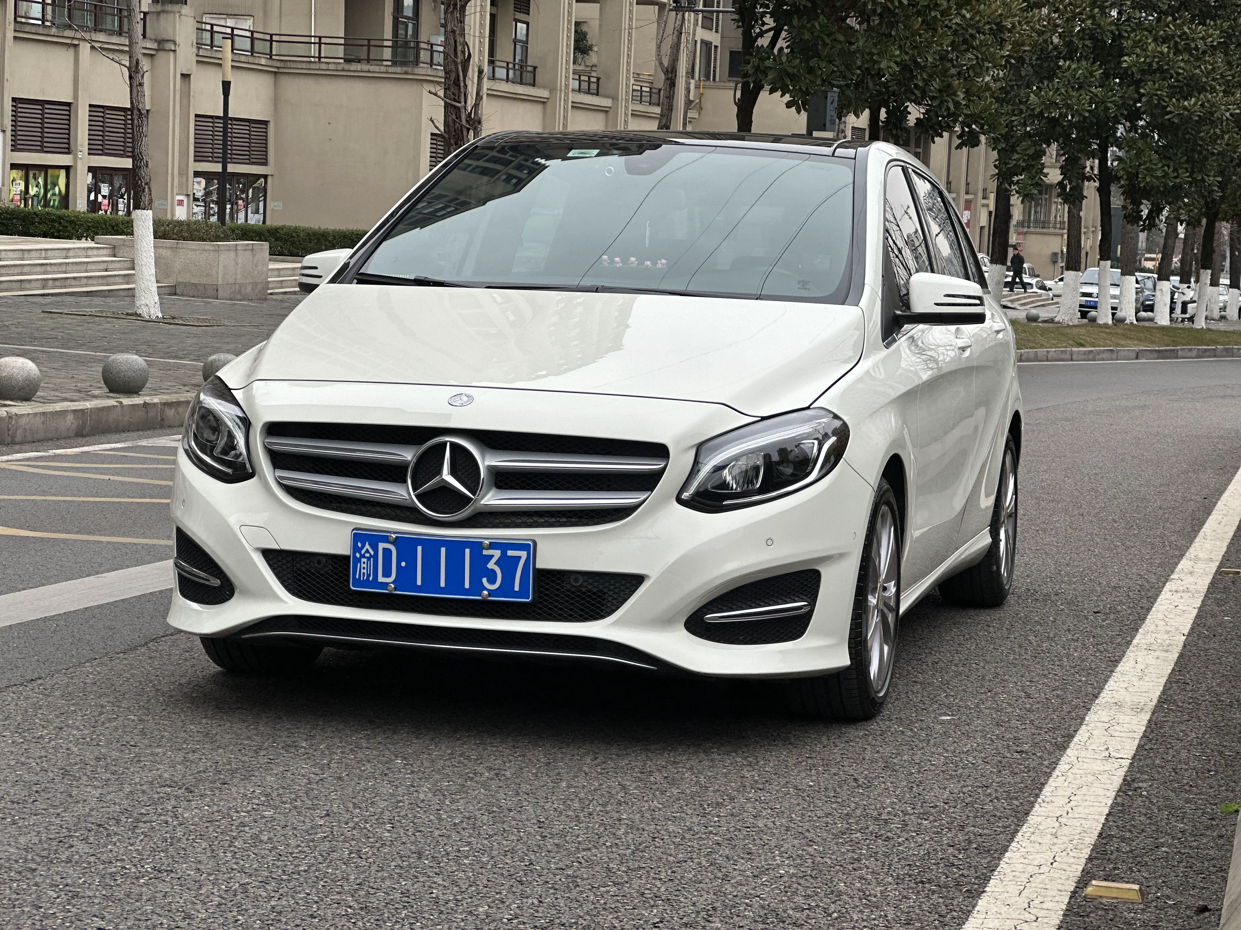 Mercedes-Benz Mercedes Benz B Class  из Китая