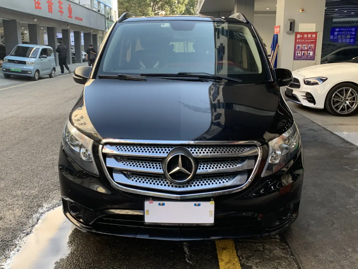 Mercedes-Benz Vito  из Китая
