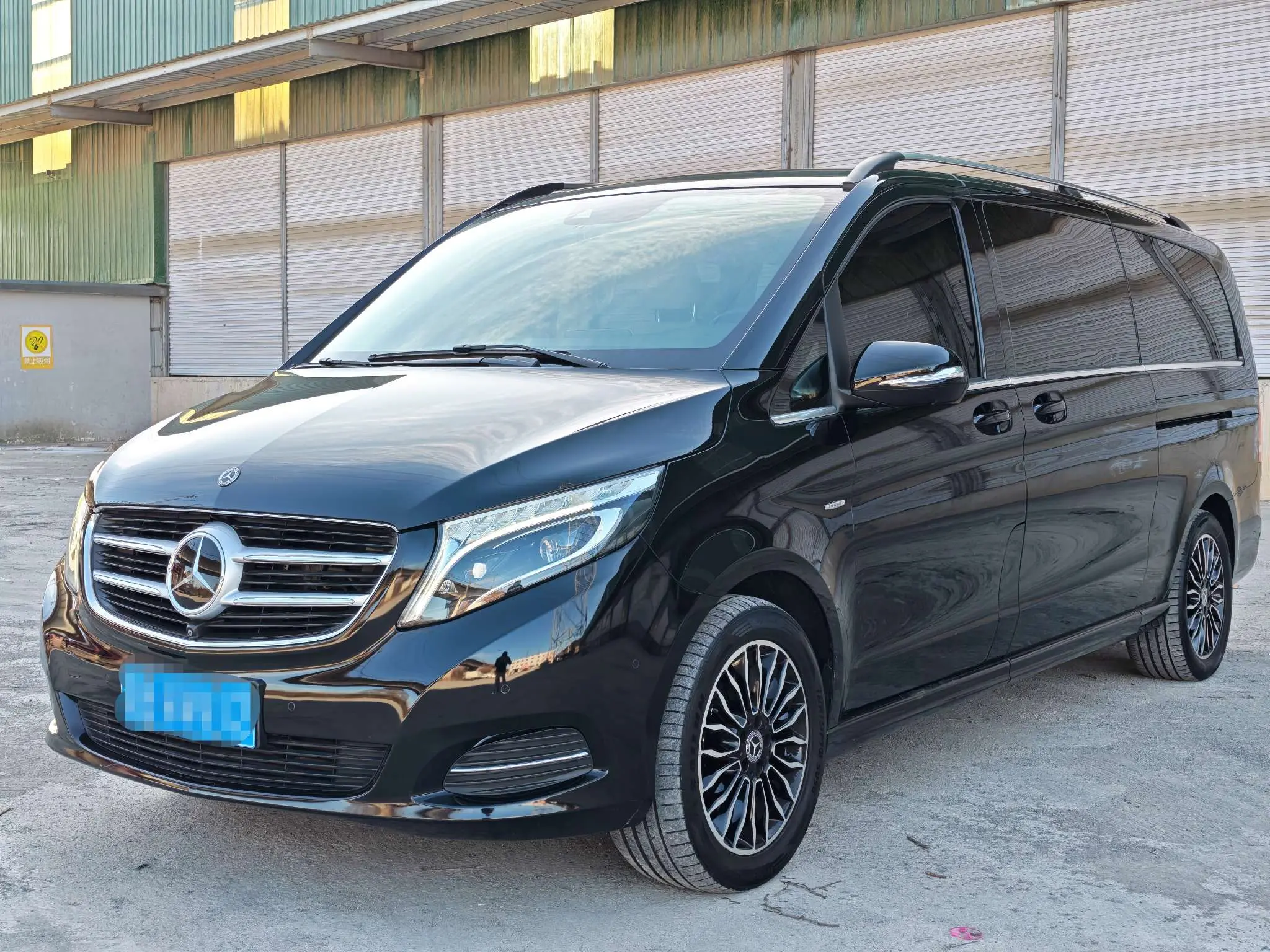 Mercedes-Benz Mercedes Benz V Class  из Китая