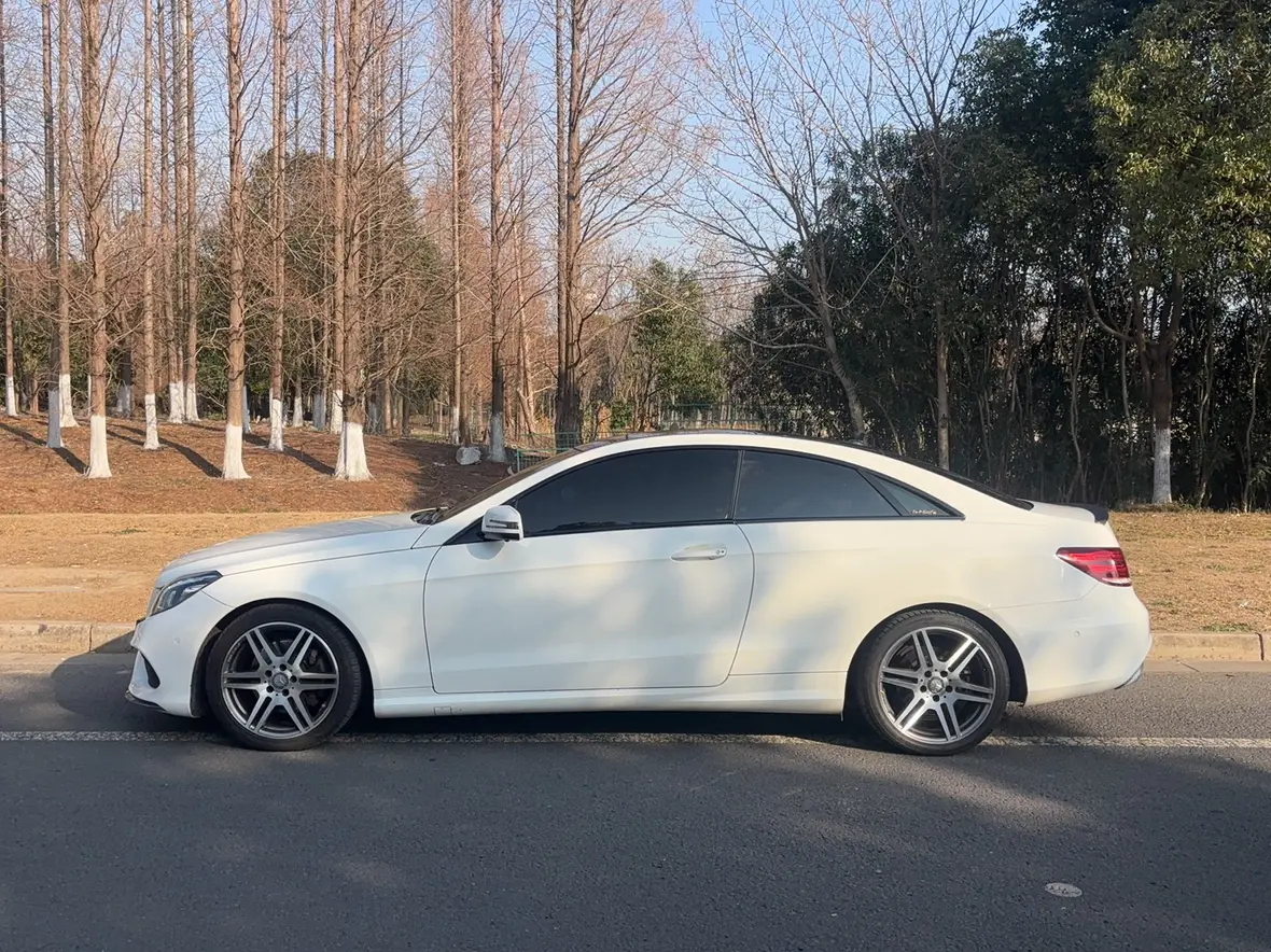 Mercedes-Benz E-Class  из Китая