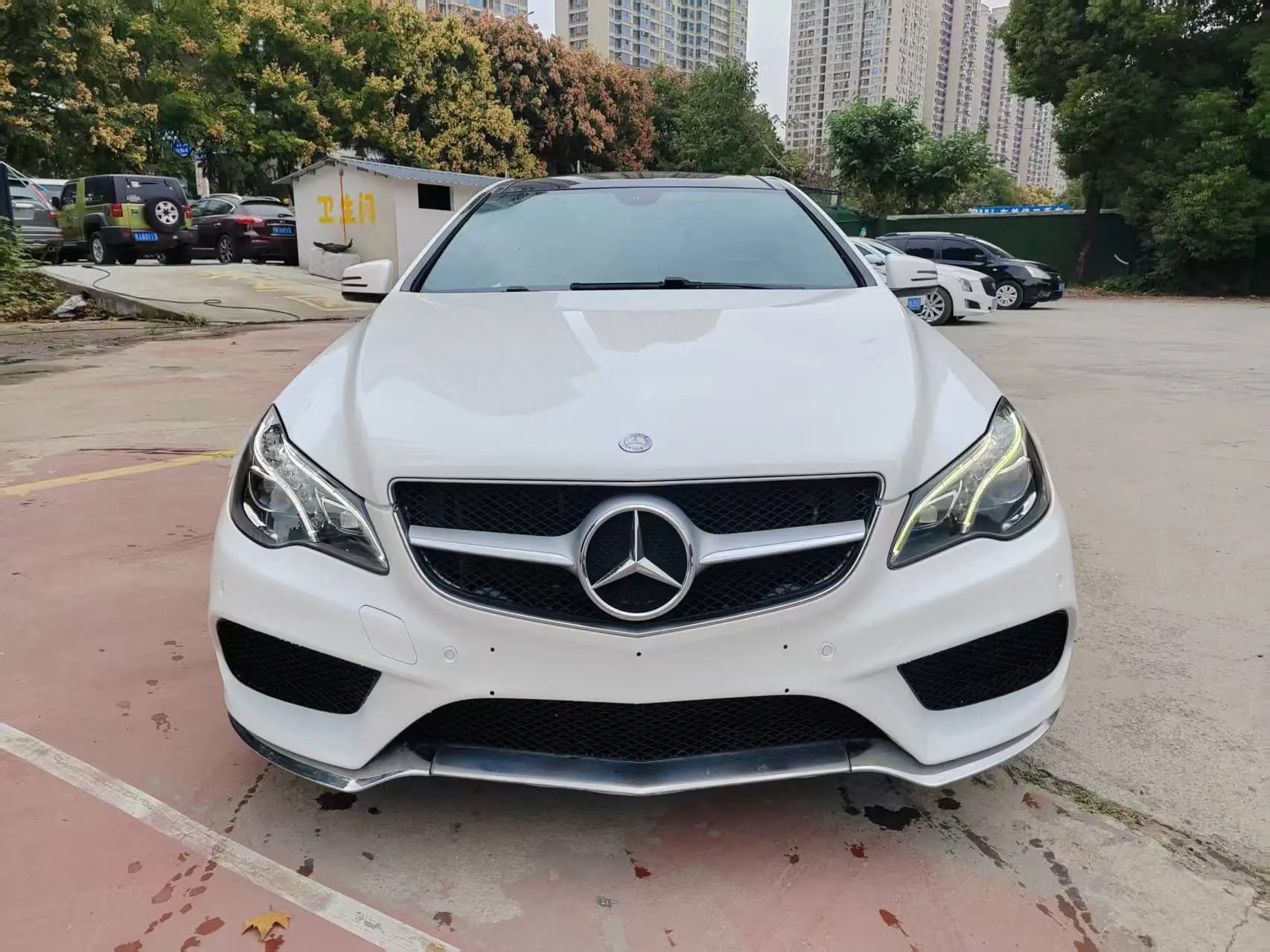 Mercedes-Benz E-Class  из Китая