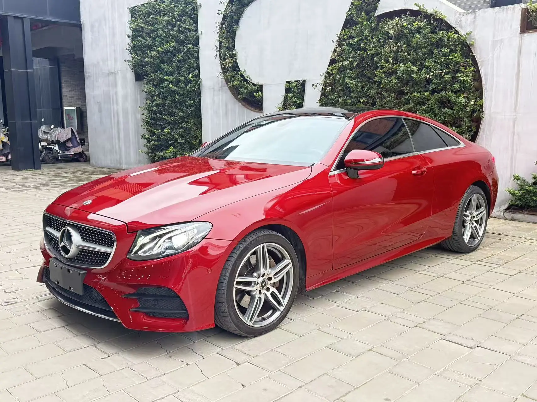 Mercedes-Benz E-Class  из Китая