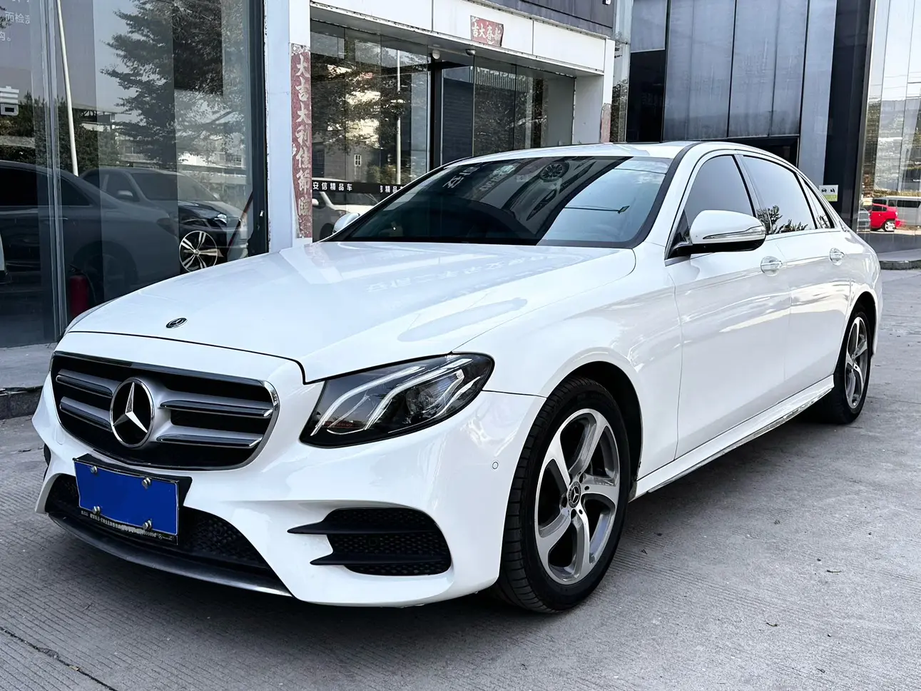 Mercedes-Benz E-Class  из Китая