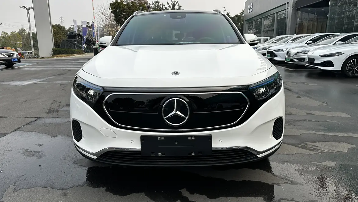 Mercedes-Benz Mercedes Benz EQA  из Китая
