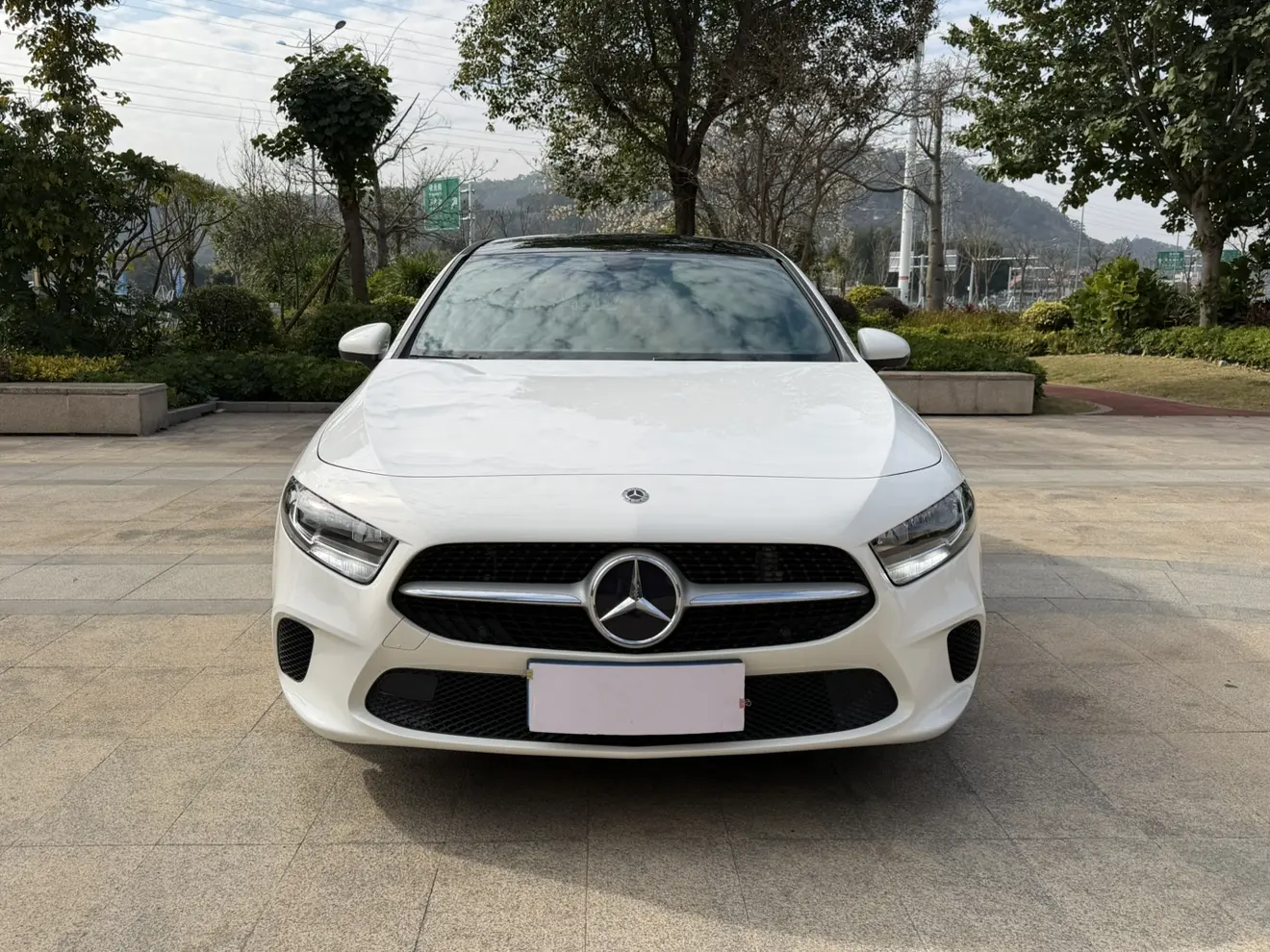 Mercedes-Benz Mercedes Benz A Class  из Китая