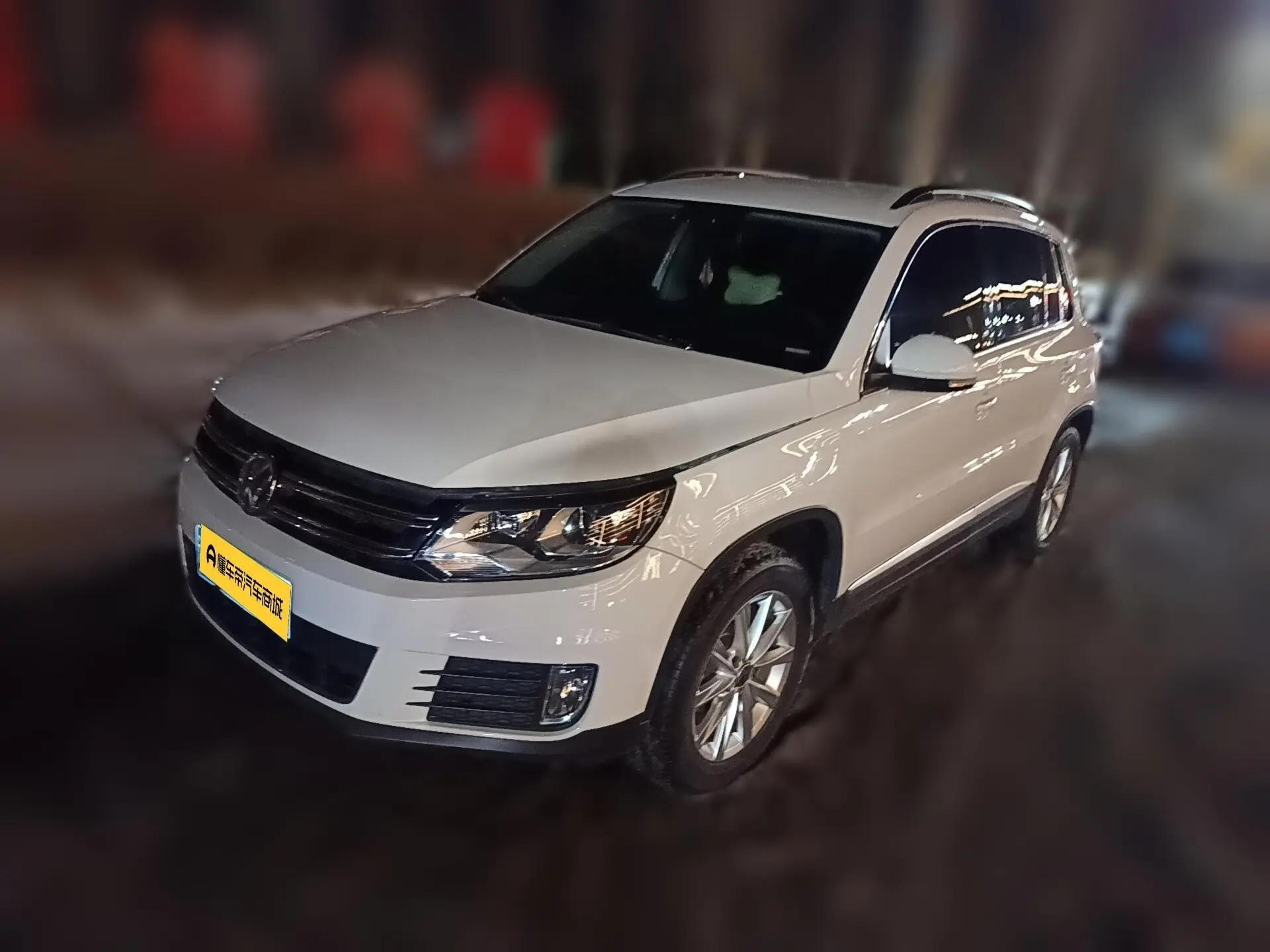 Volkswagen Tiguan  из Китая