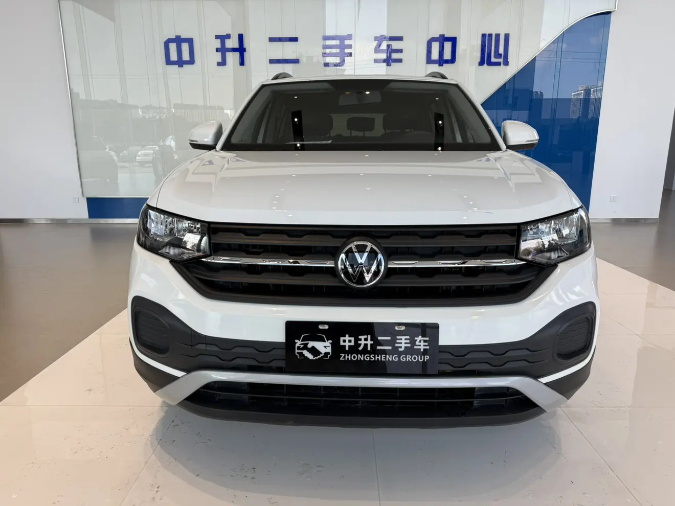 Volkswagen Explore the shadows  из Китая