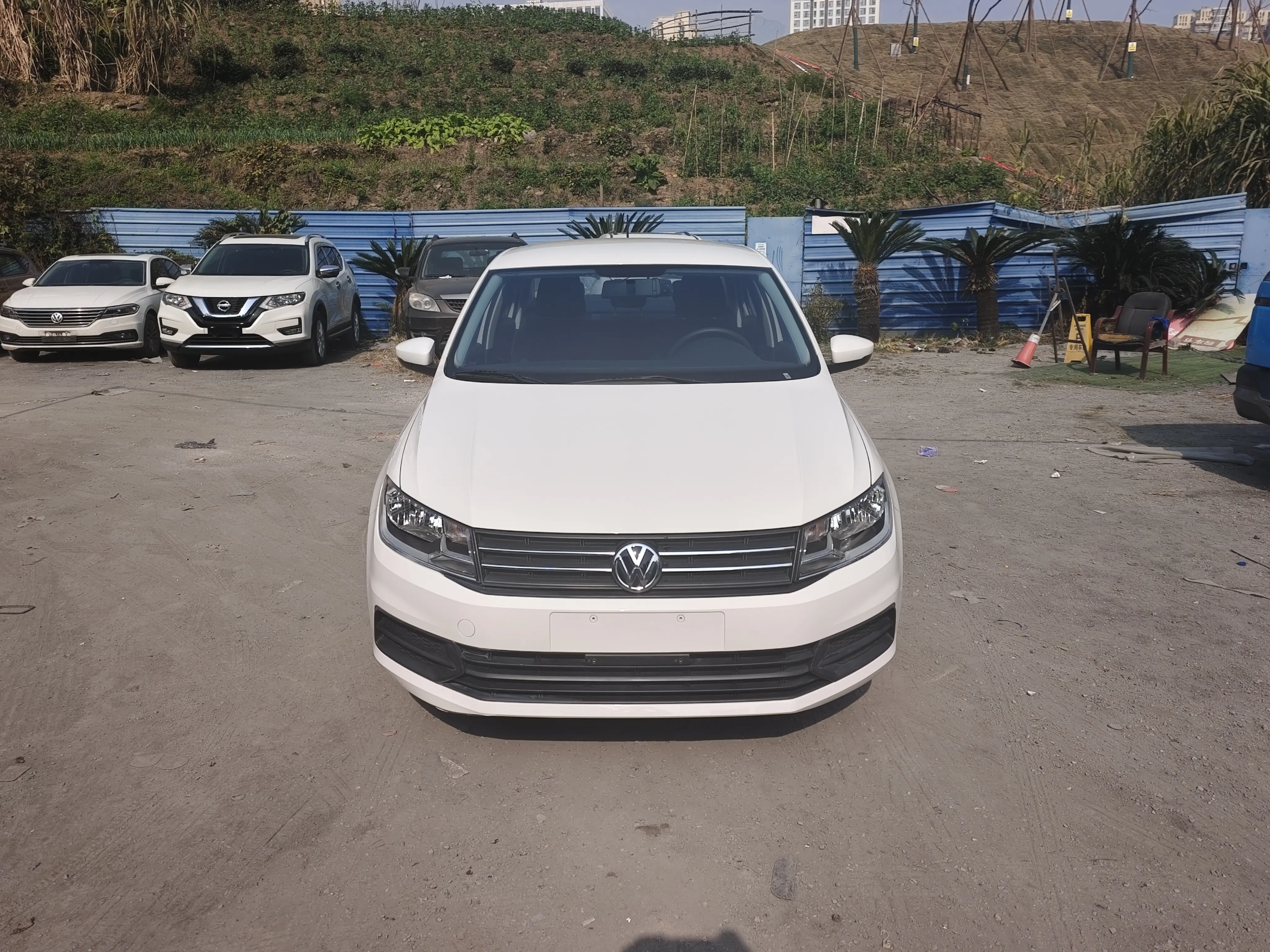 Volkswagen Santana  из Китая