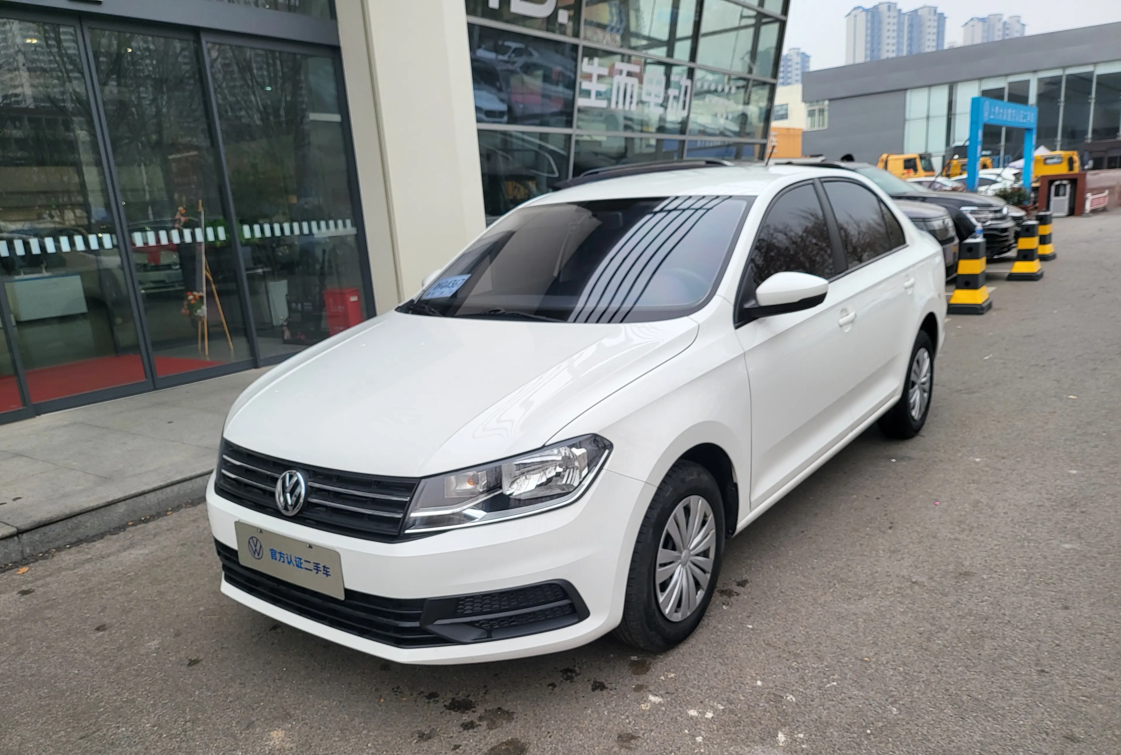 Volkswagen Santana  из Китая