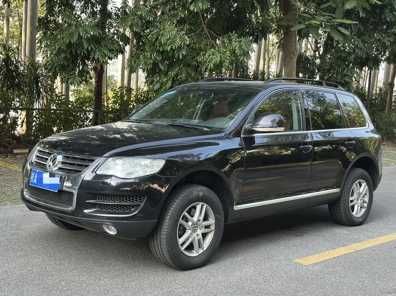 Volkswagen Touareg  из Китая