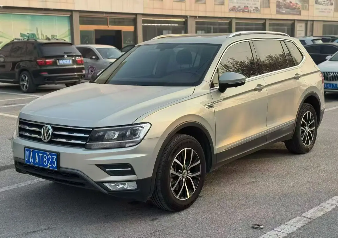 Volkswagen Tiguan L  из Китая