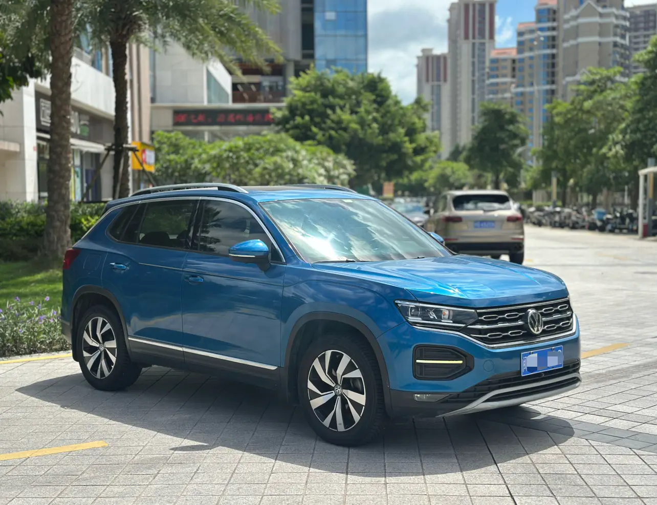 Volkswagen Tayron  из Китая
