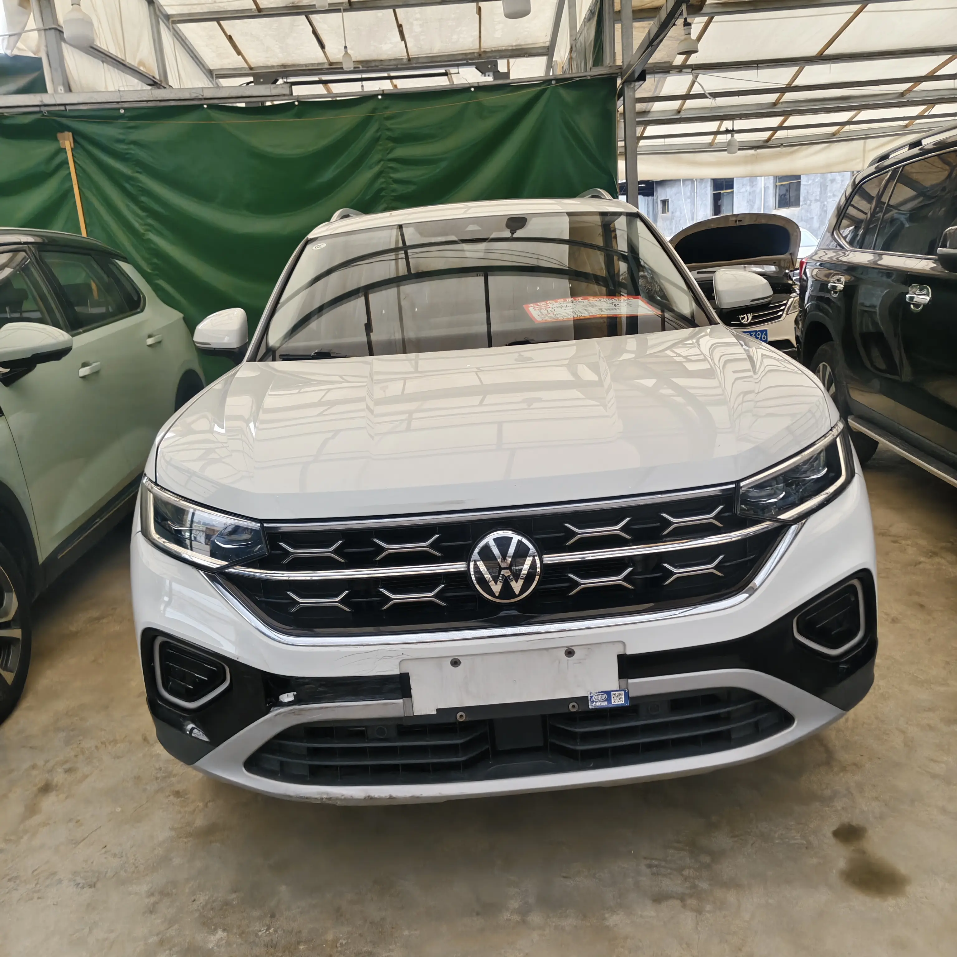 Volkswagen Tayron  из Китая