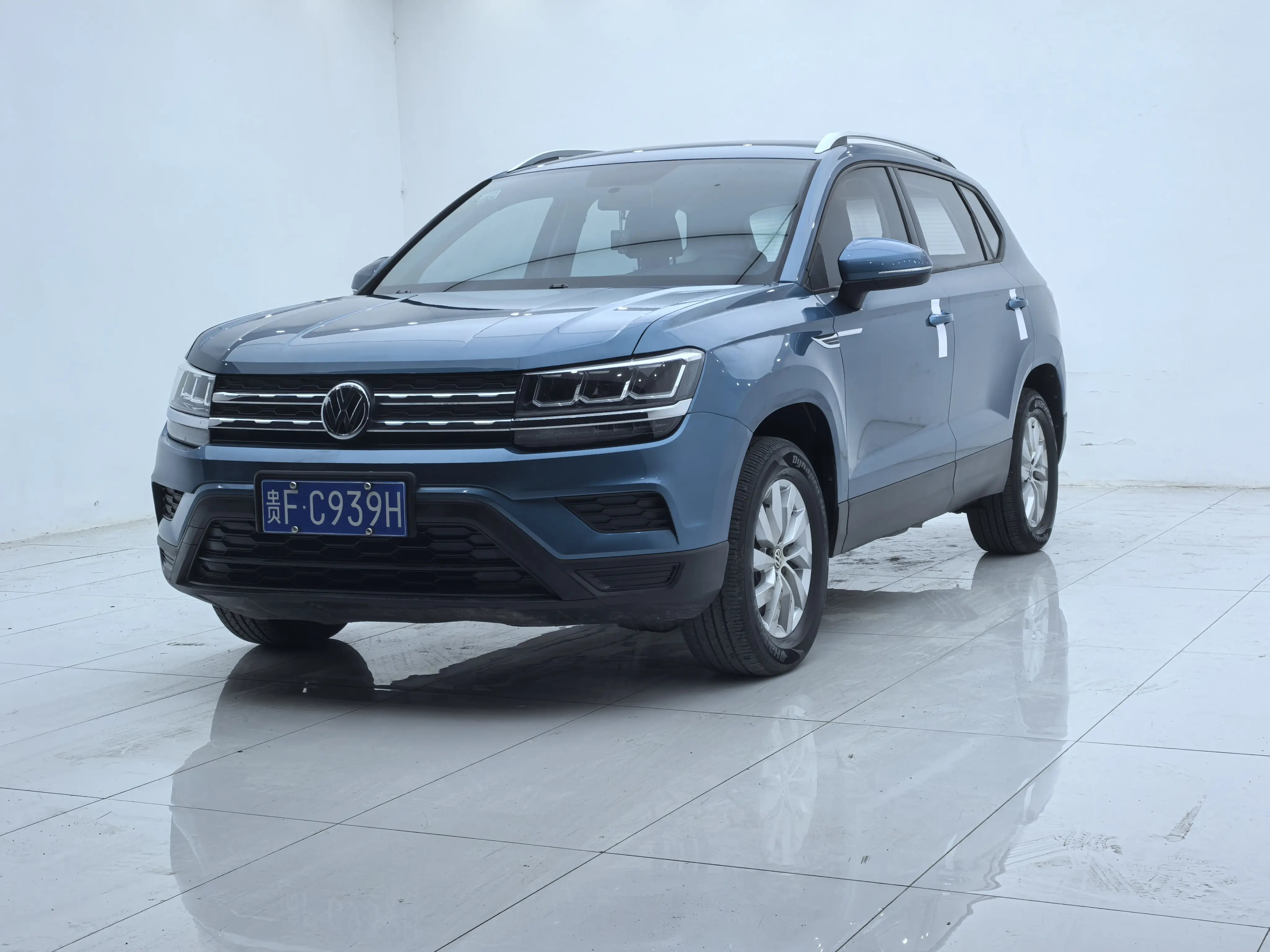 Volkswagen Tharu  из Китая