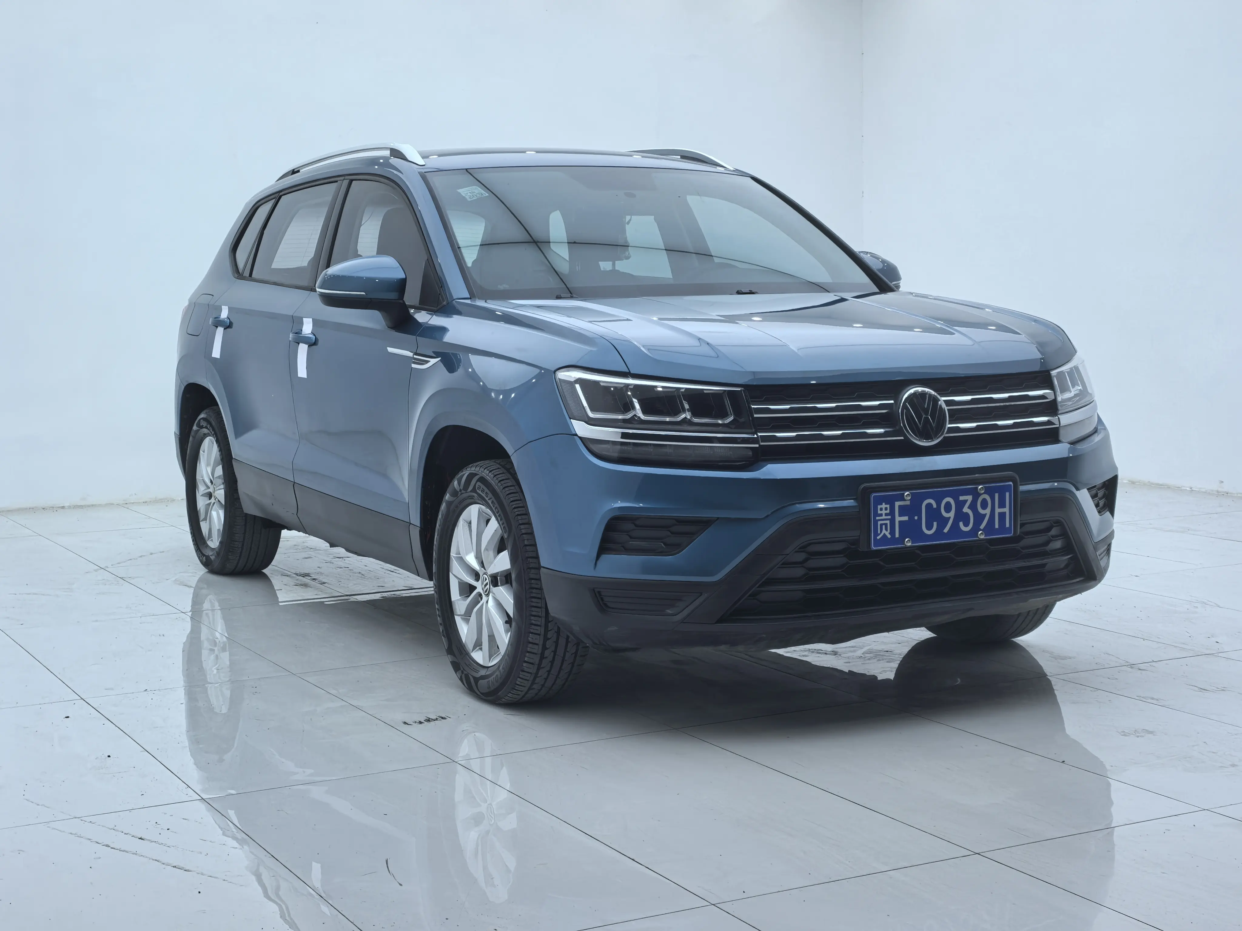 Volkswagen Tharu  из Китая