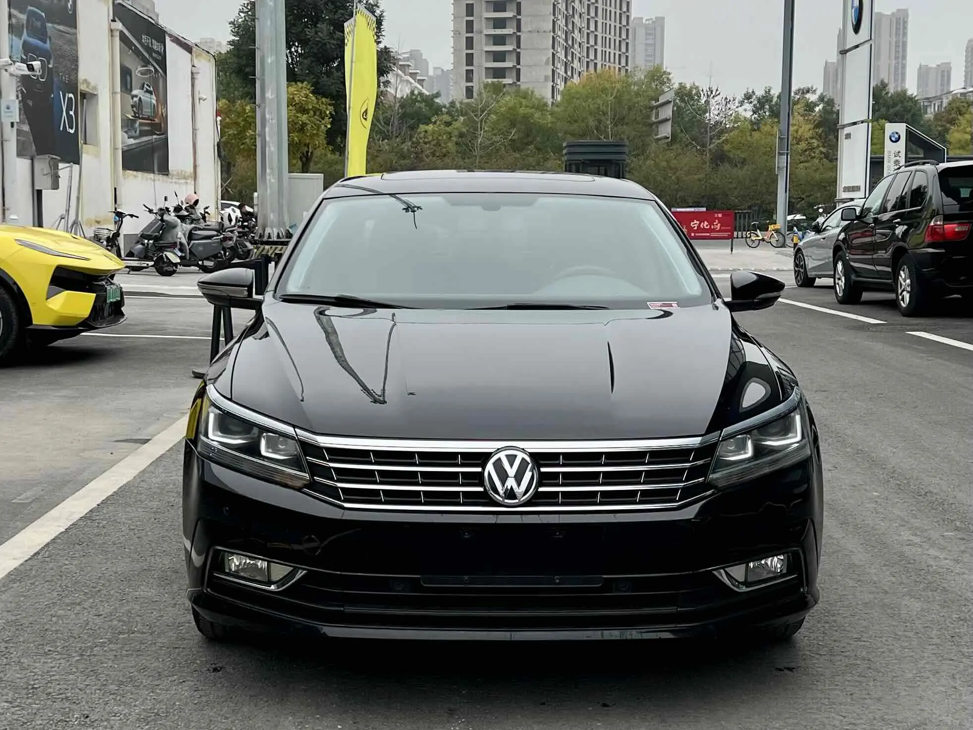 Volkswagen Passat  из Китая