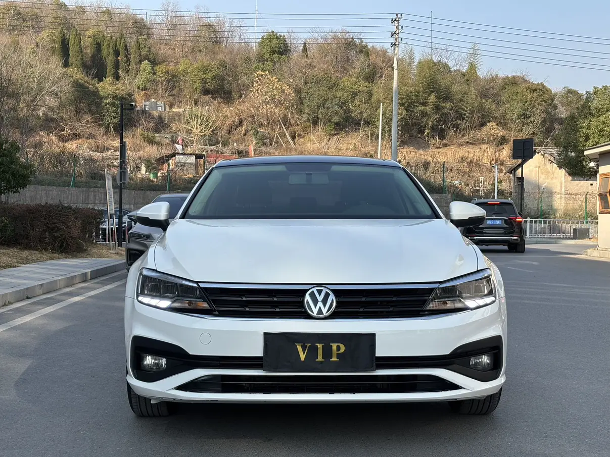 Volkswagen Lamando (Lingdu)  из Китая