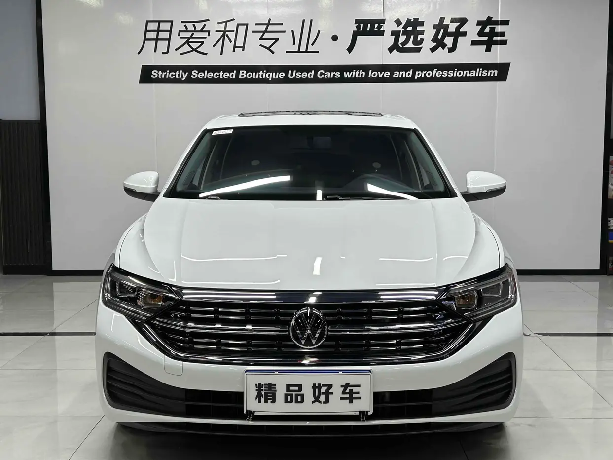 Volkswagen Sagitar  из Китая