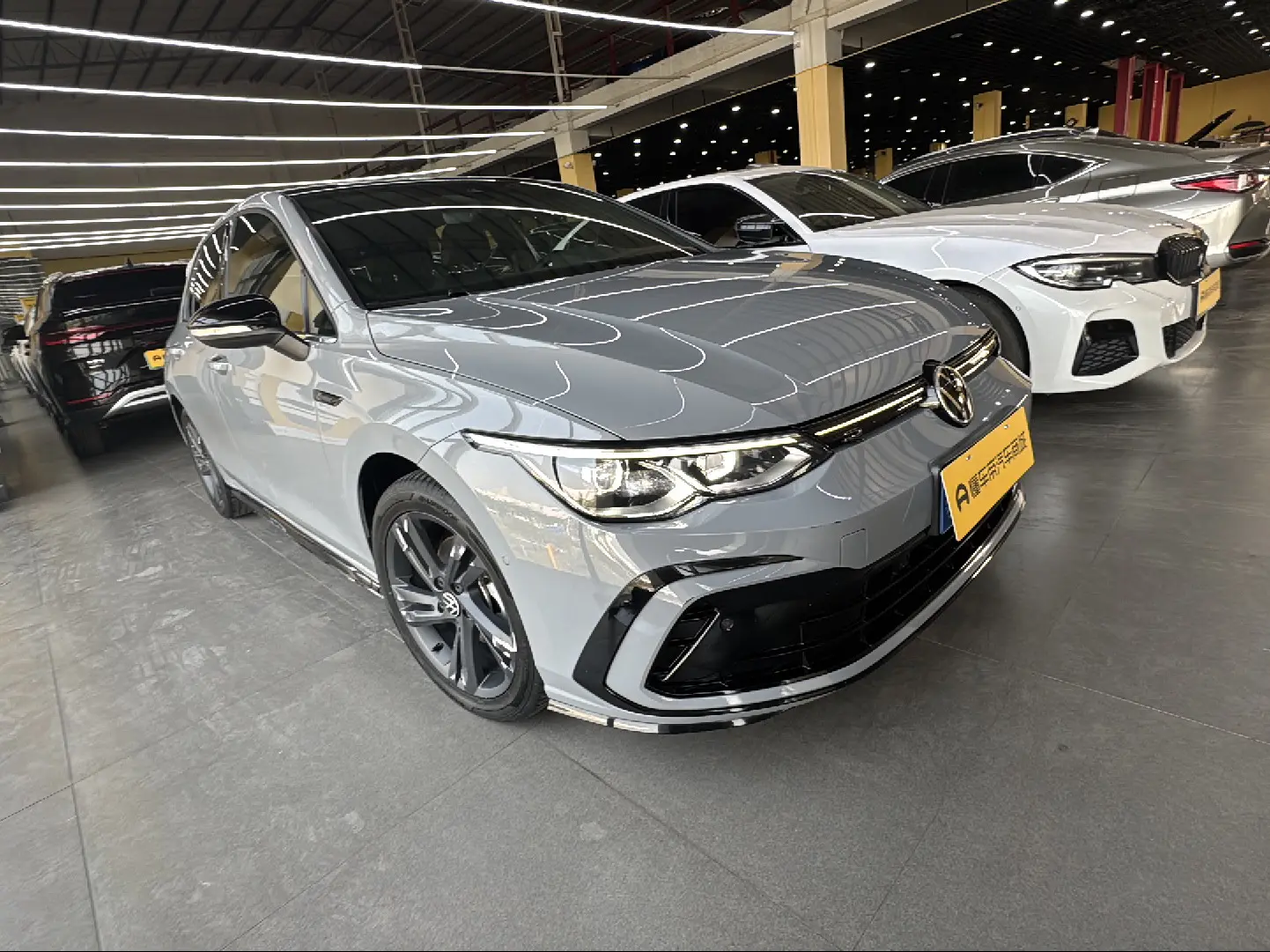 Volkswagen Golf  из Китая