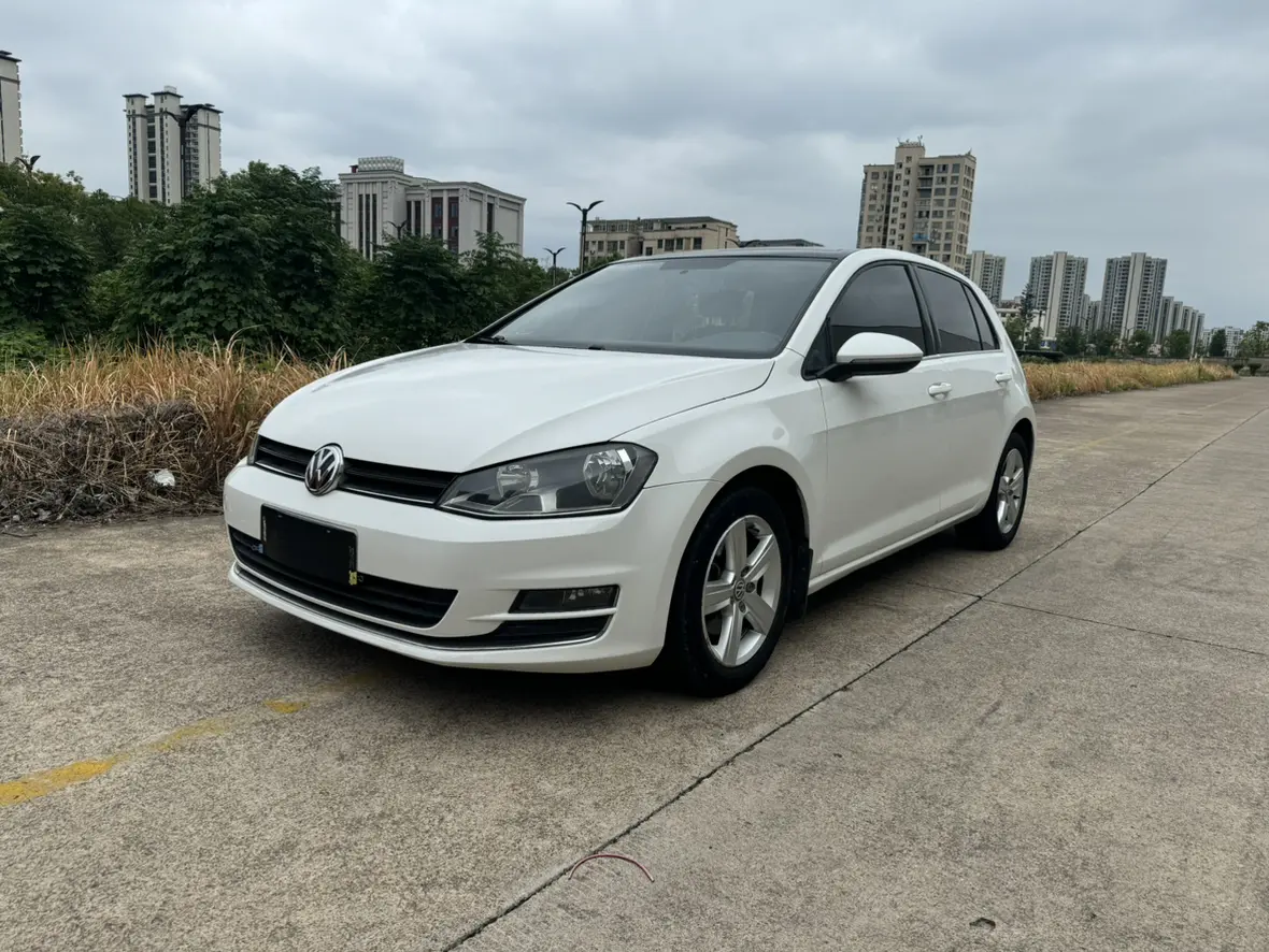 Volkswagen Golf  из Китая