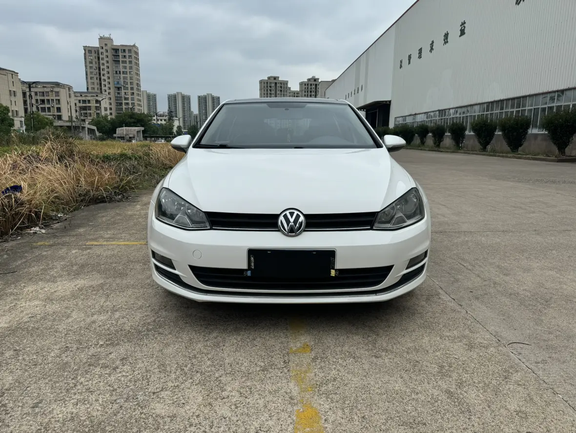 Volkswagen Golf  из Китая