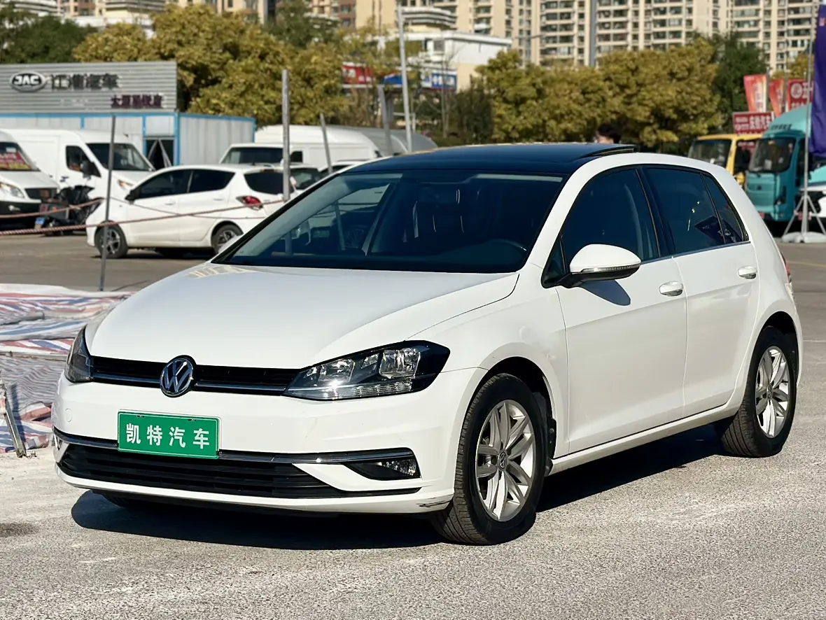 Volkswagen Golf  из Китая