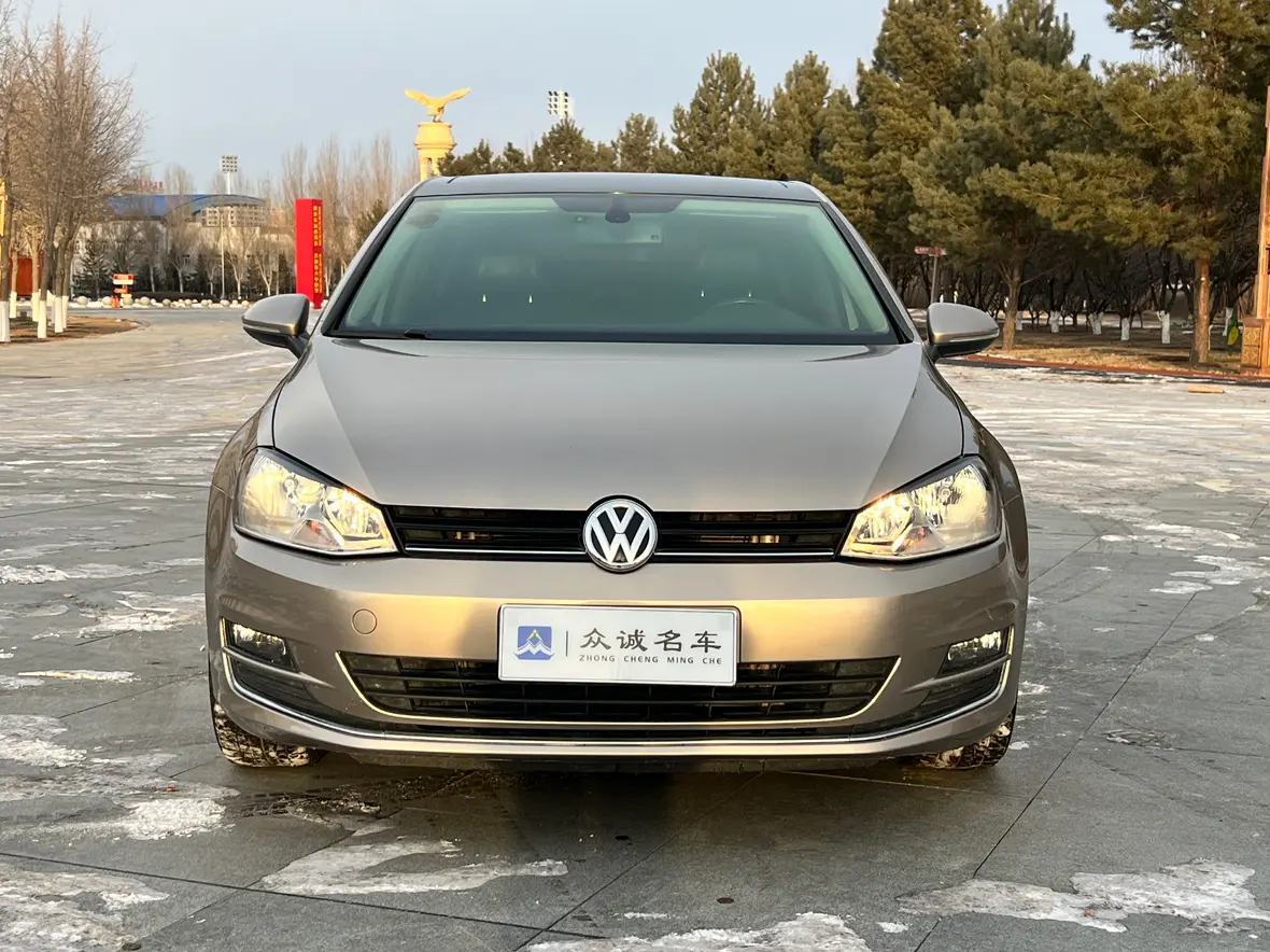 Volkswagen Golf  из Китая