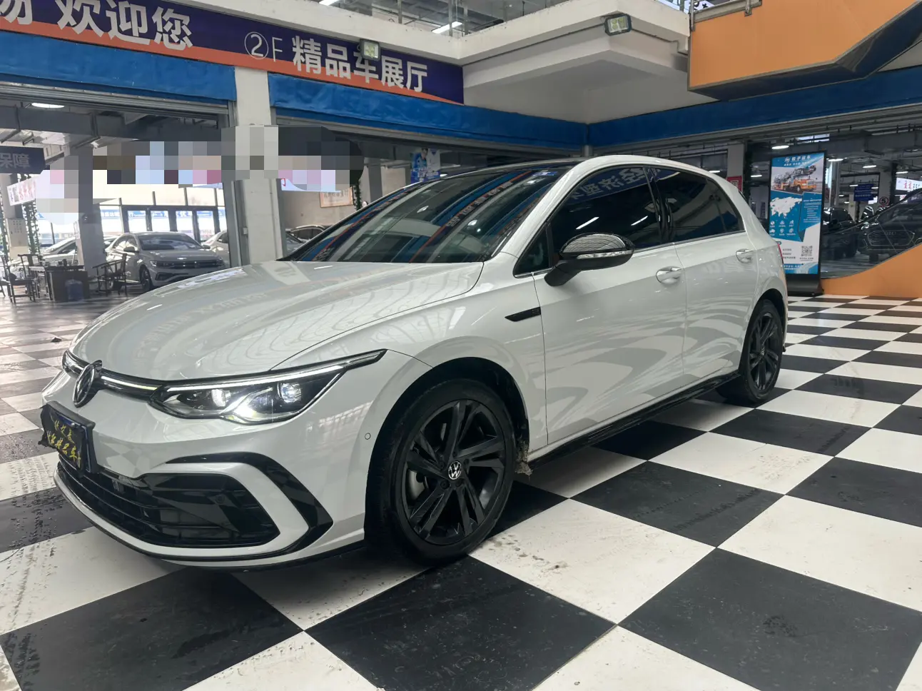 Volkswagen Golf  из Китая