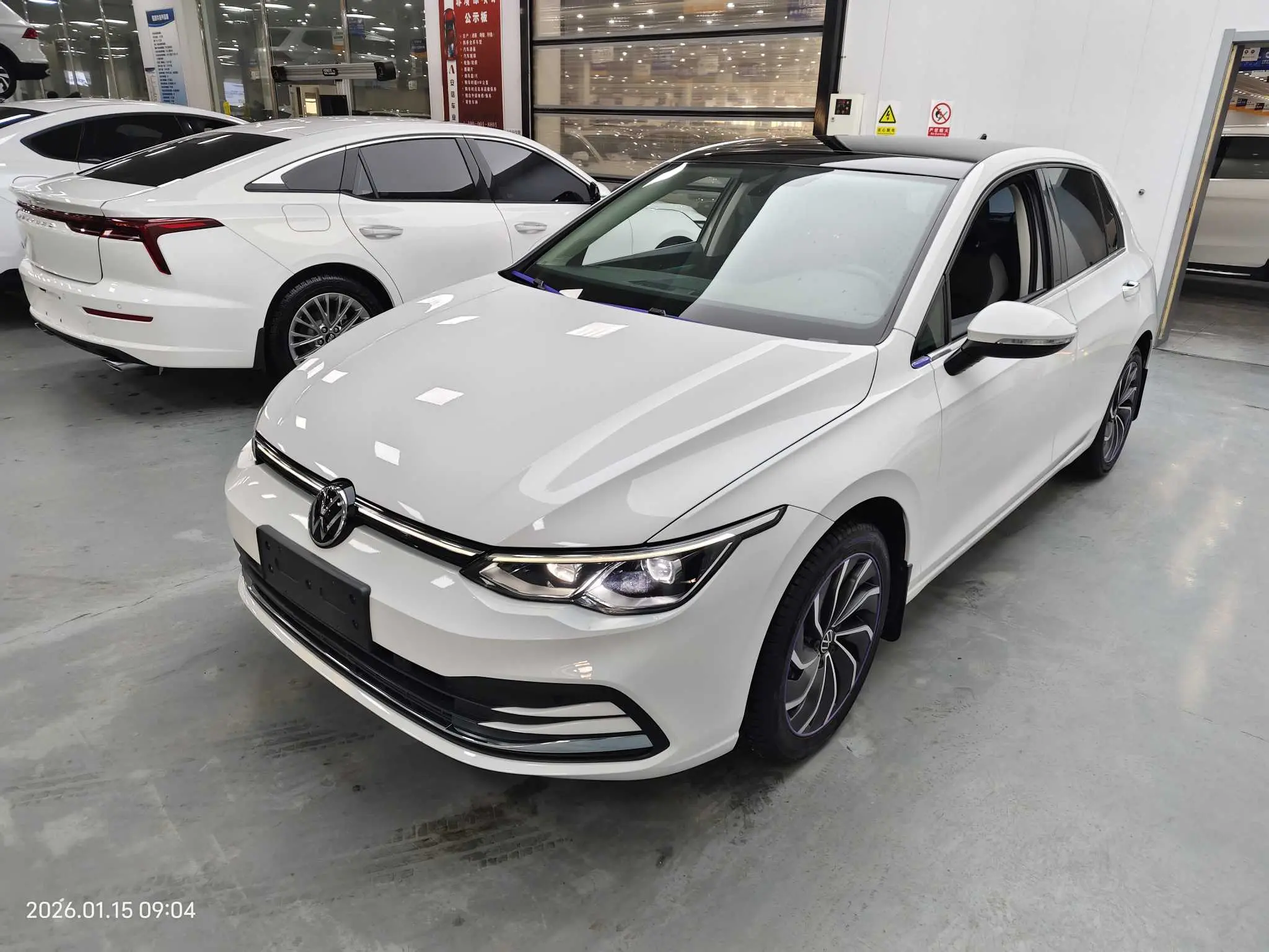 Volkswagen Golf  из Китая