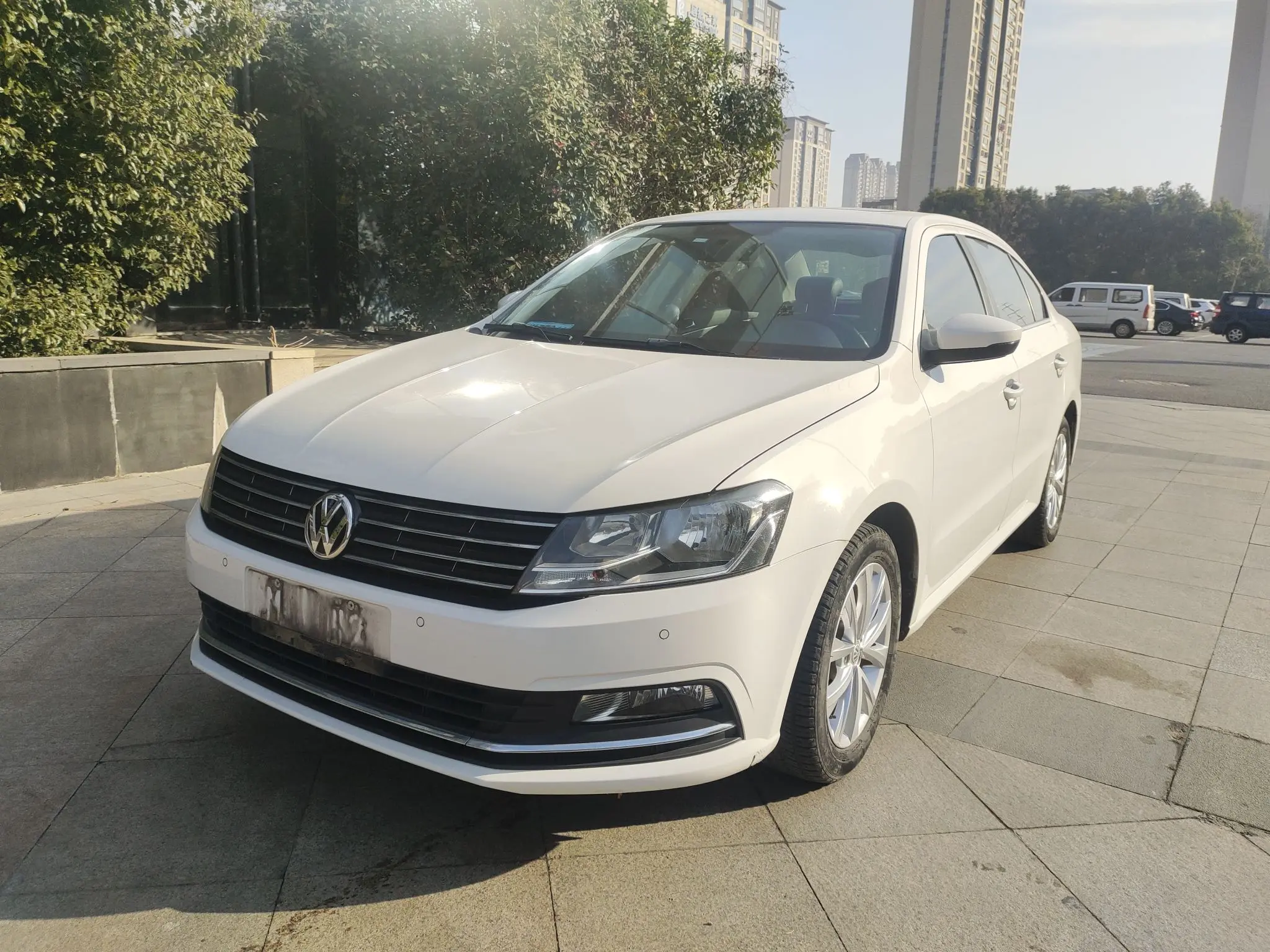 Volkswagen Lavida  из Китая