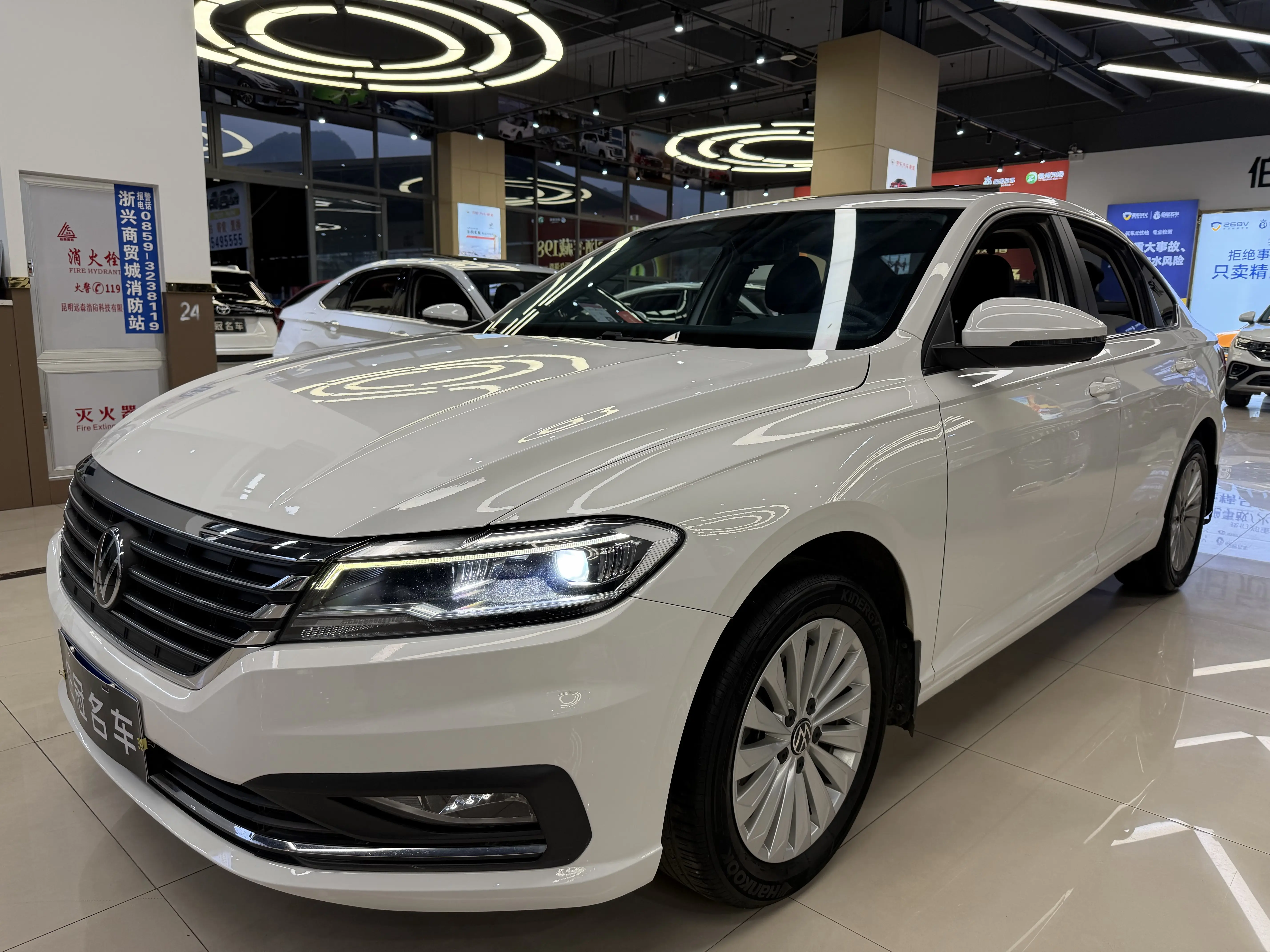 Volkswagen Lavida  из Китая