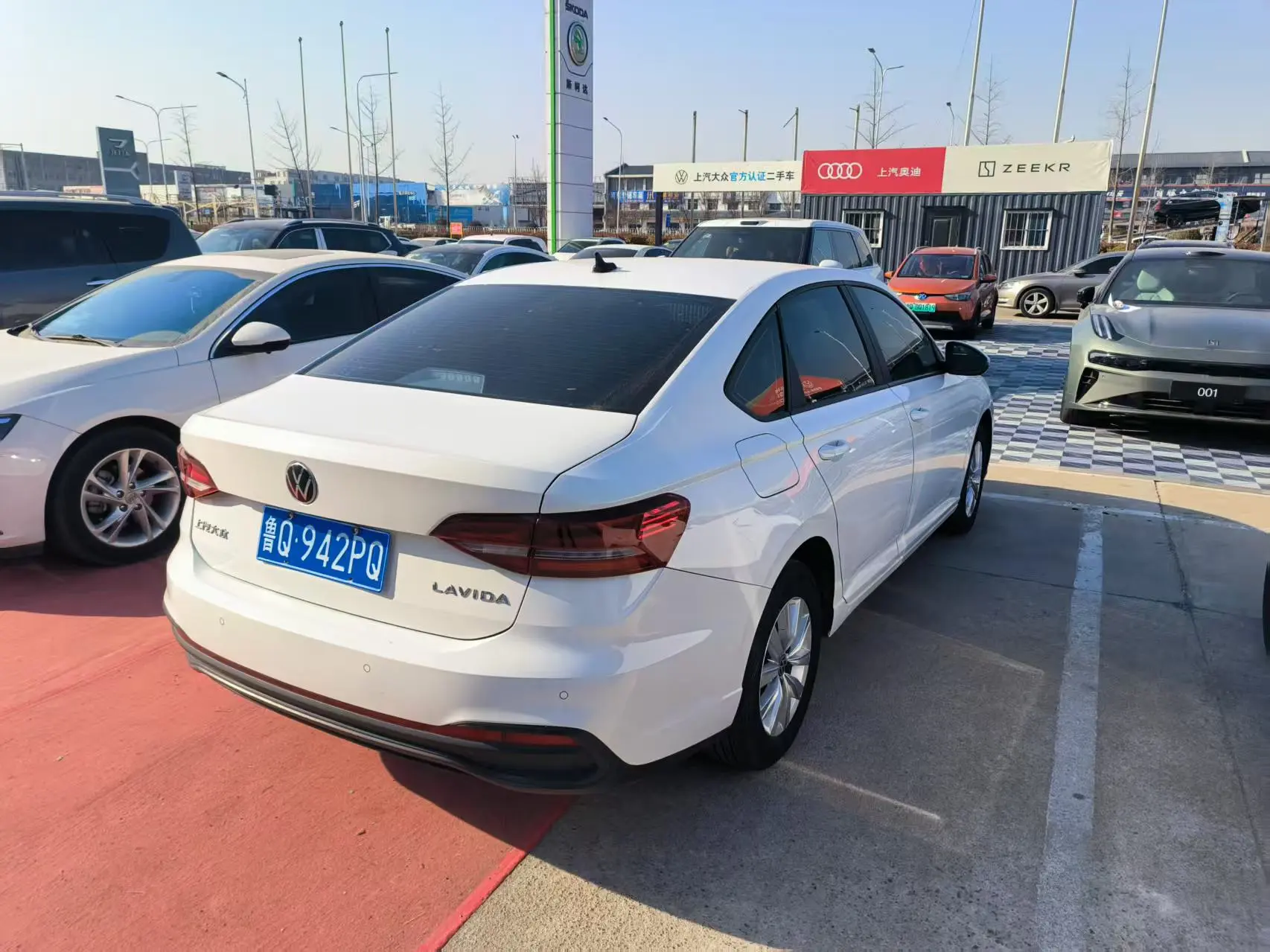 Volkswagen Lavida  из Китая