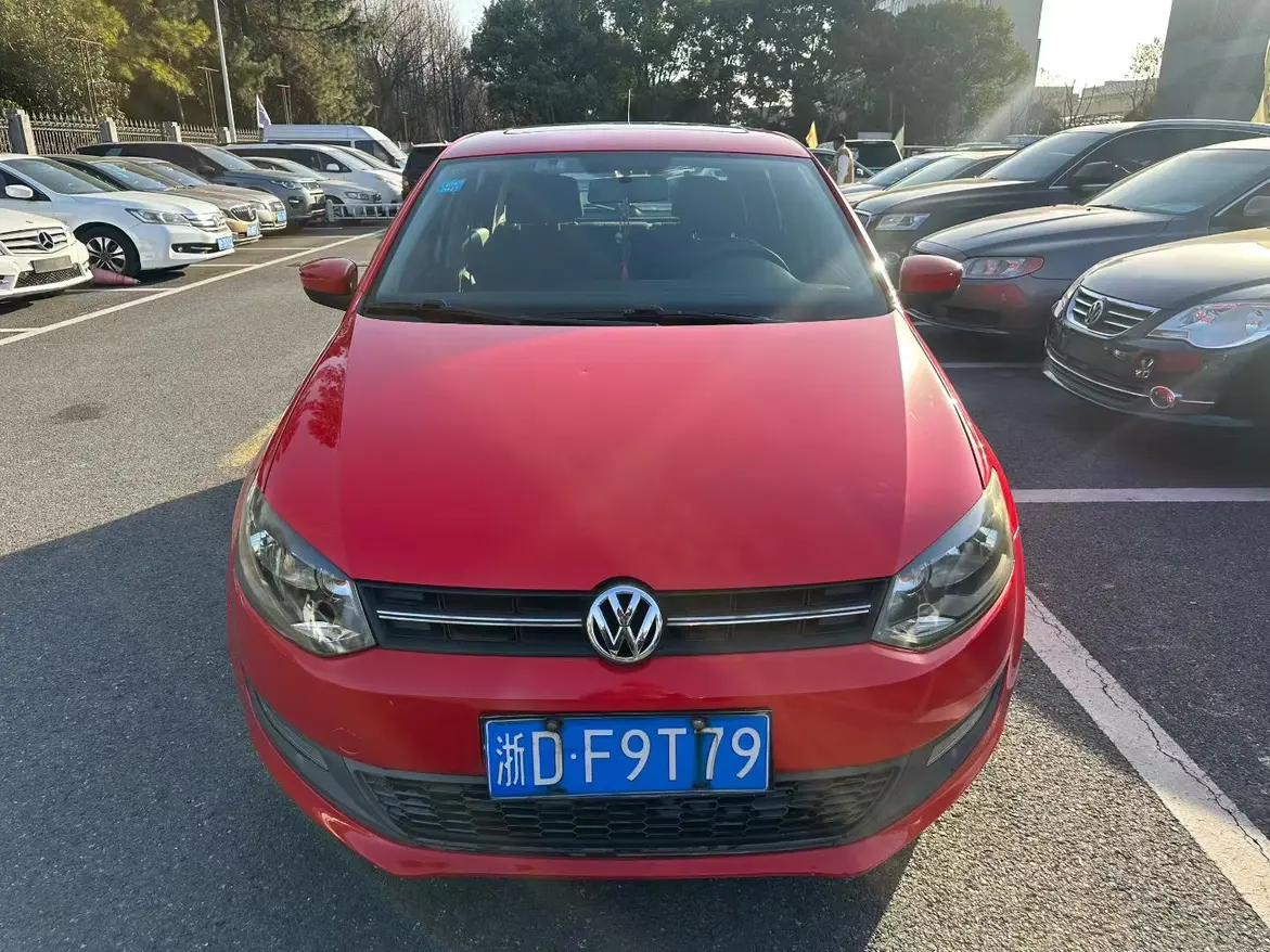 Volkswagen Polo  из Китая