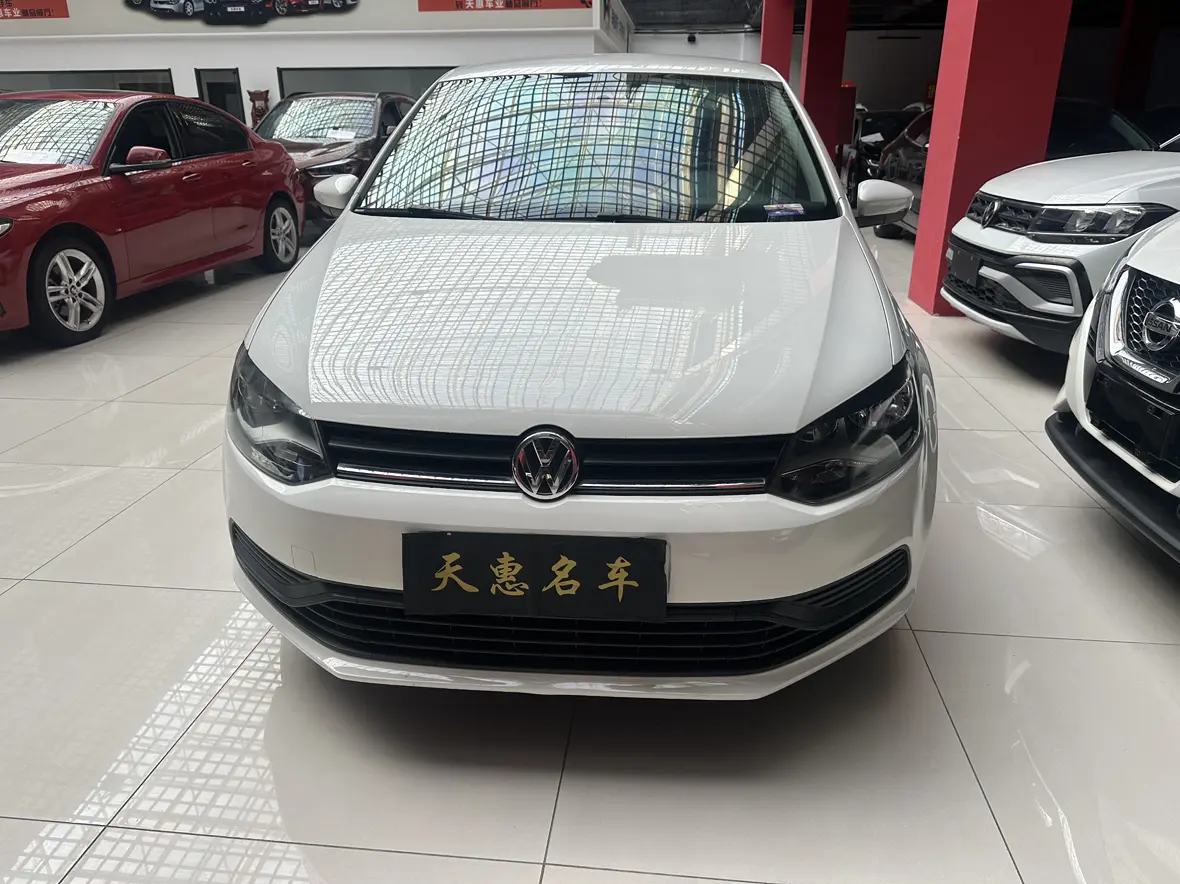 Volkswagen Polo  из Китая