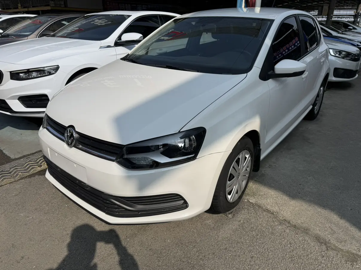 Volkswagen Polo  из Китая