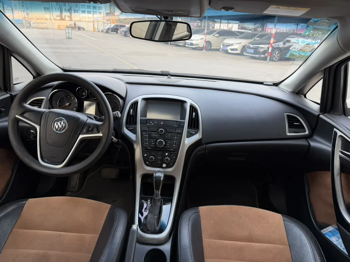 Buick Yinglang  из Китая
