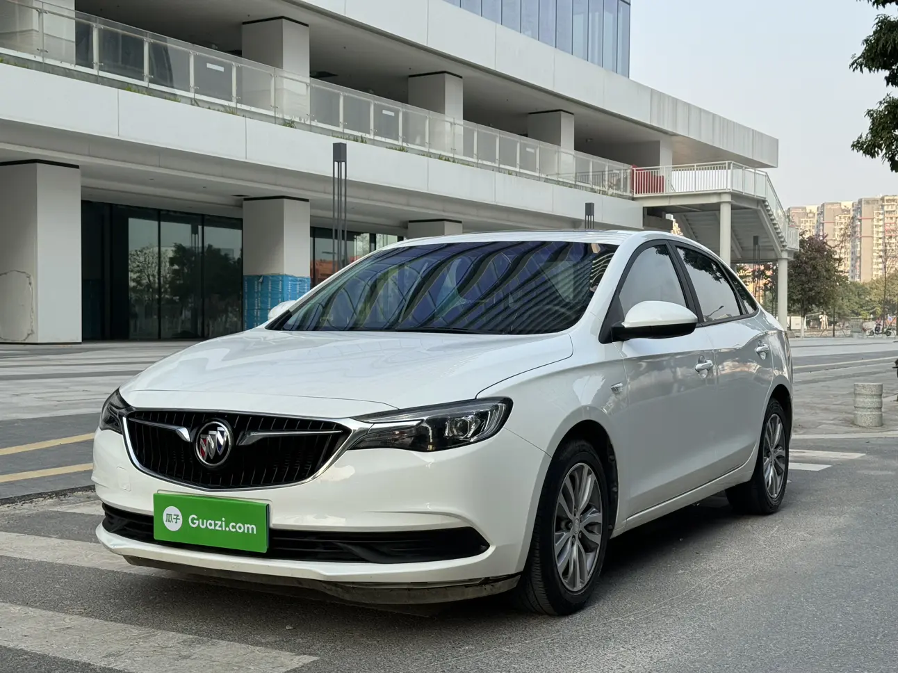 Buick Yinglang  из Китая