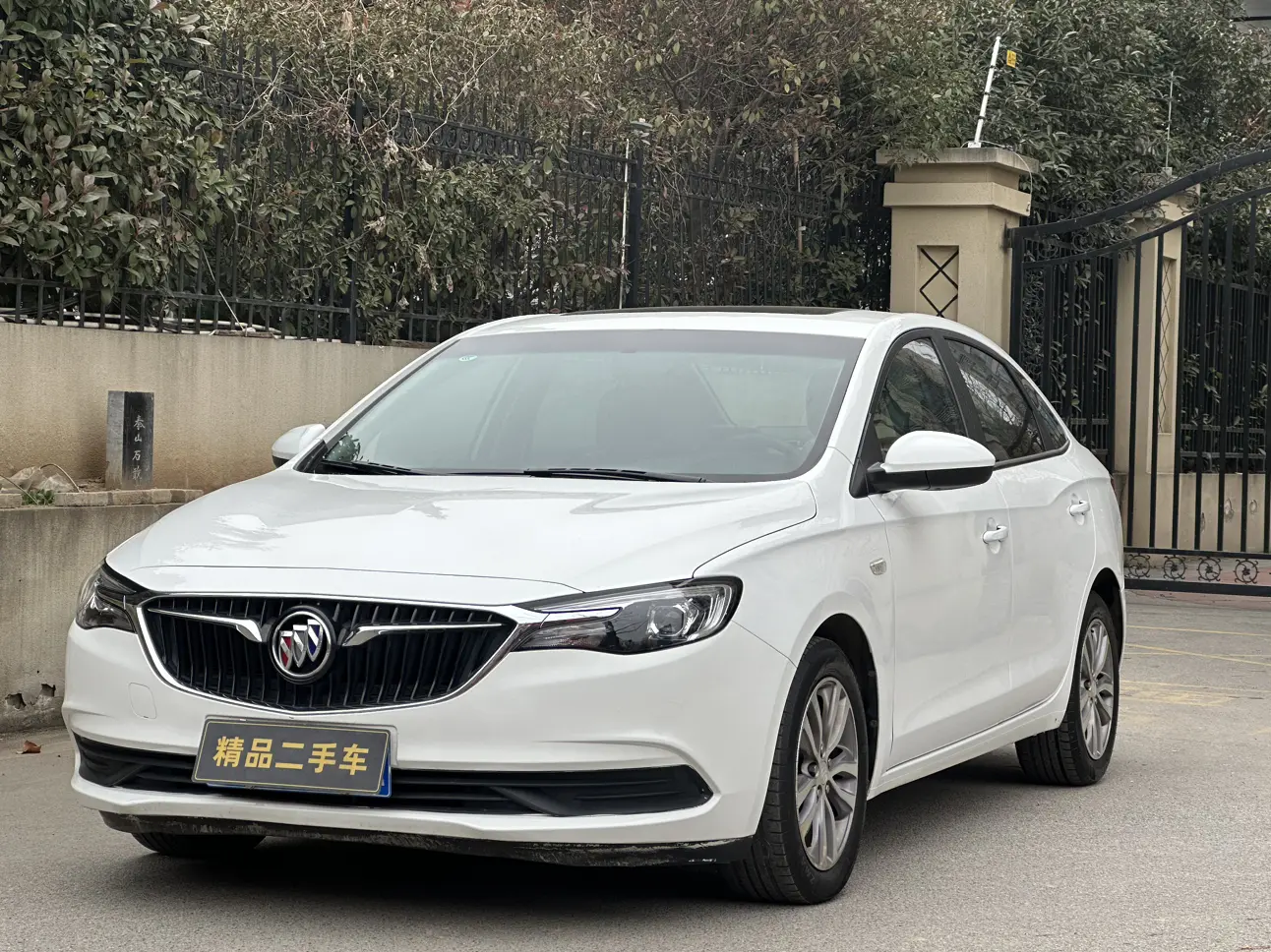 Buick Yinglang  из Китая