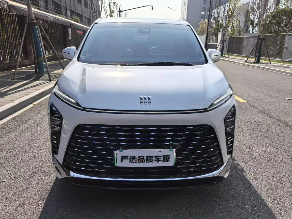 Buick GL8 PHEV  из Китая