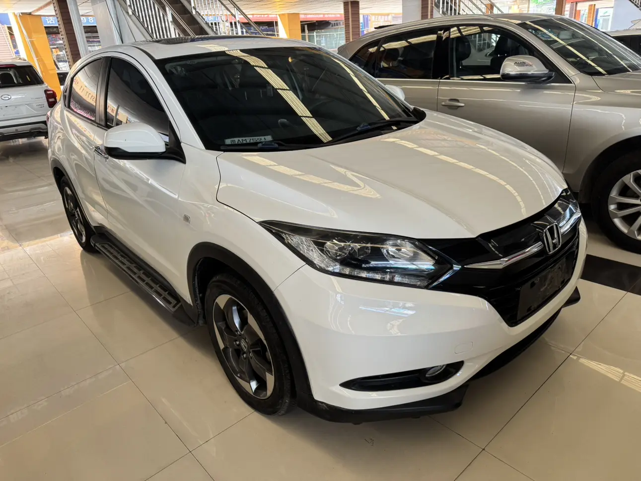 Honda Vezel (Binzhi)  из Китая