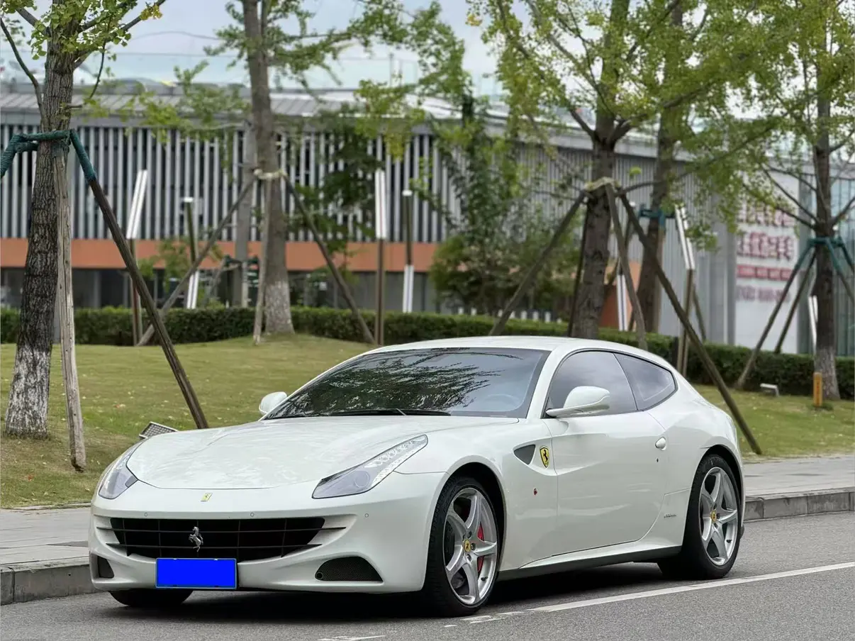 Ferrari FF  из Китая