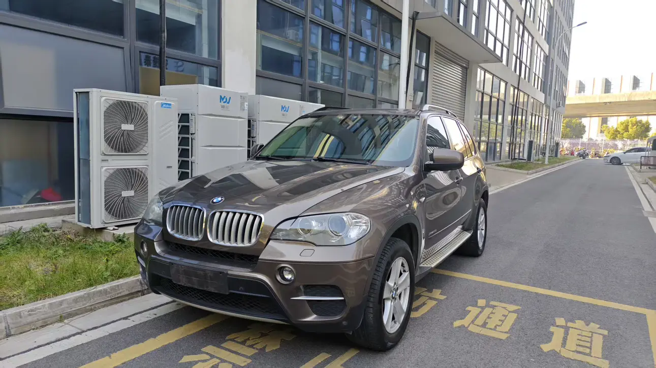 BMW X5  из Китая