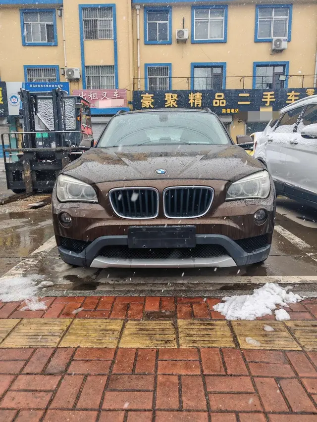 BMW X1  из Китая