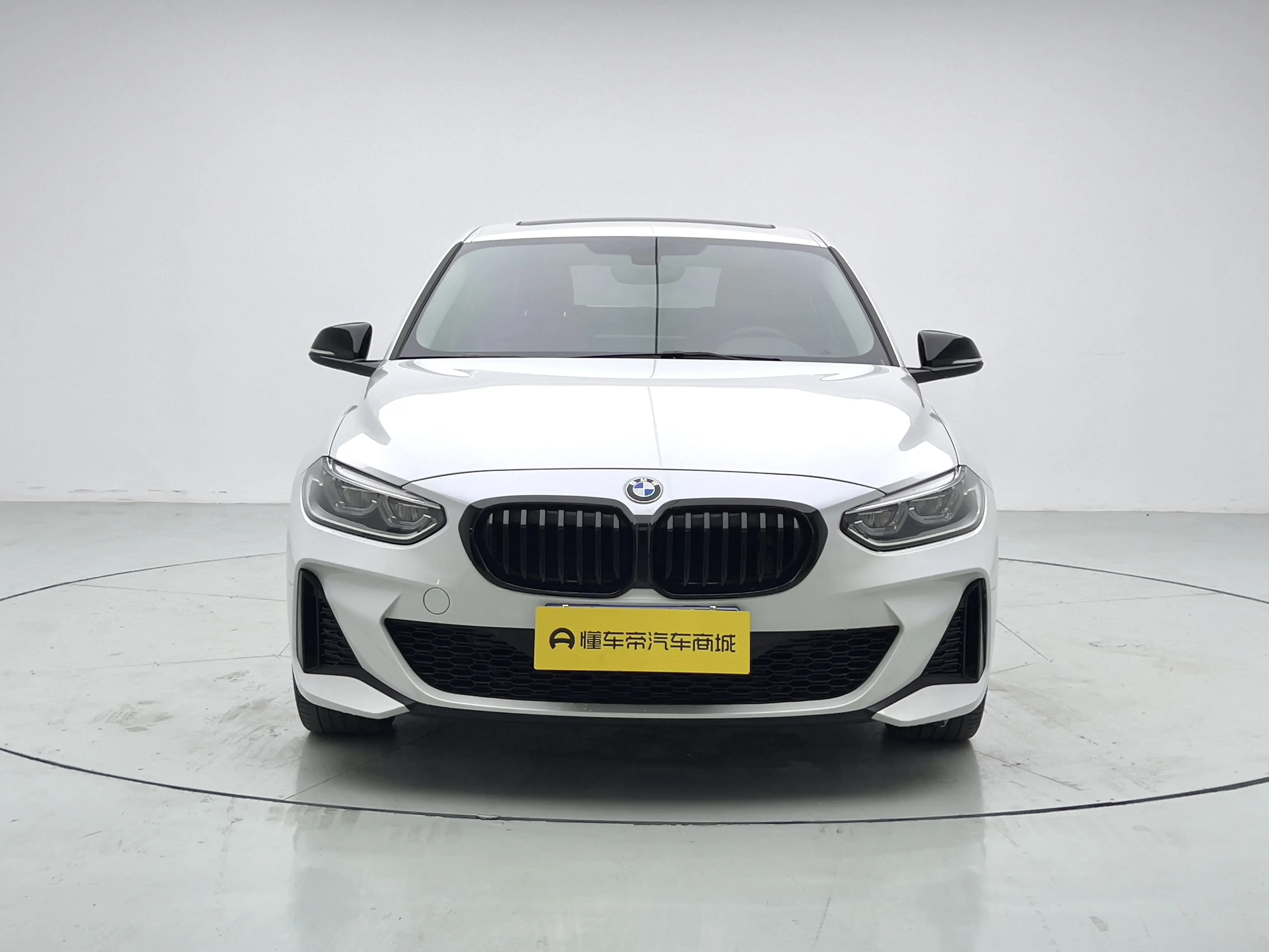 BMW 1 Series  из Китая