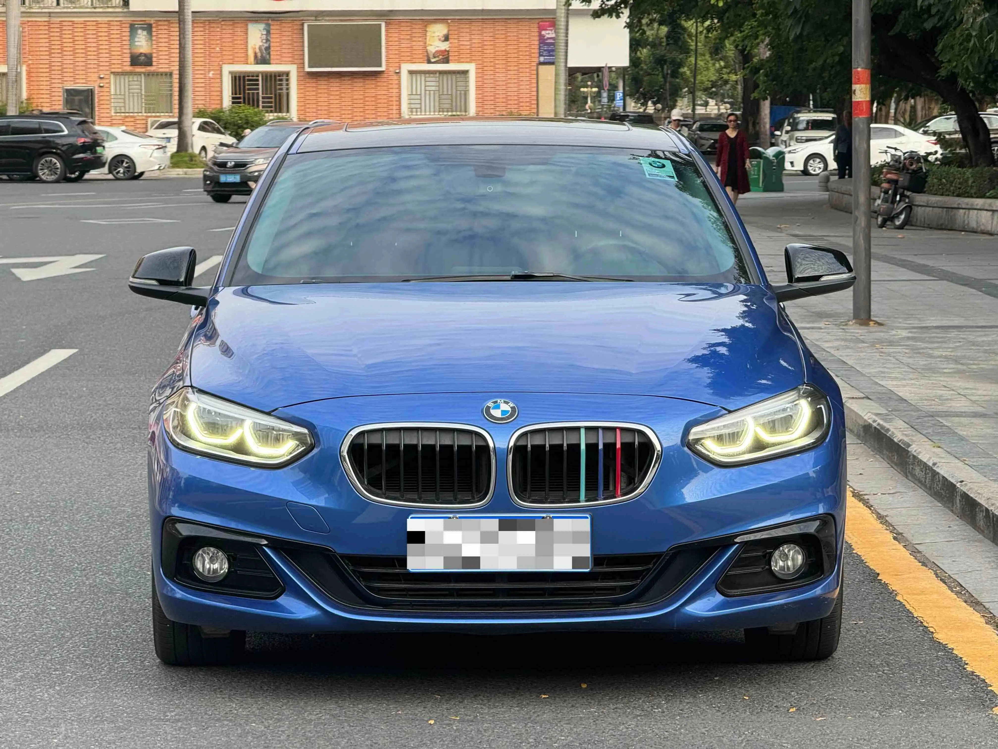 BMW 1 Series  из Китая