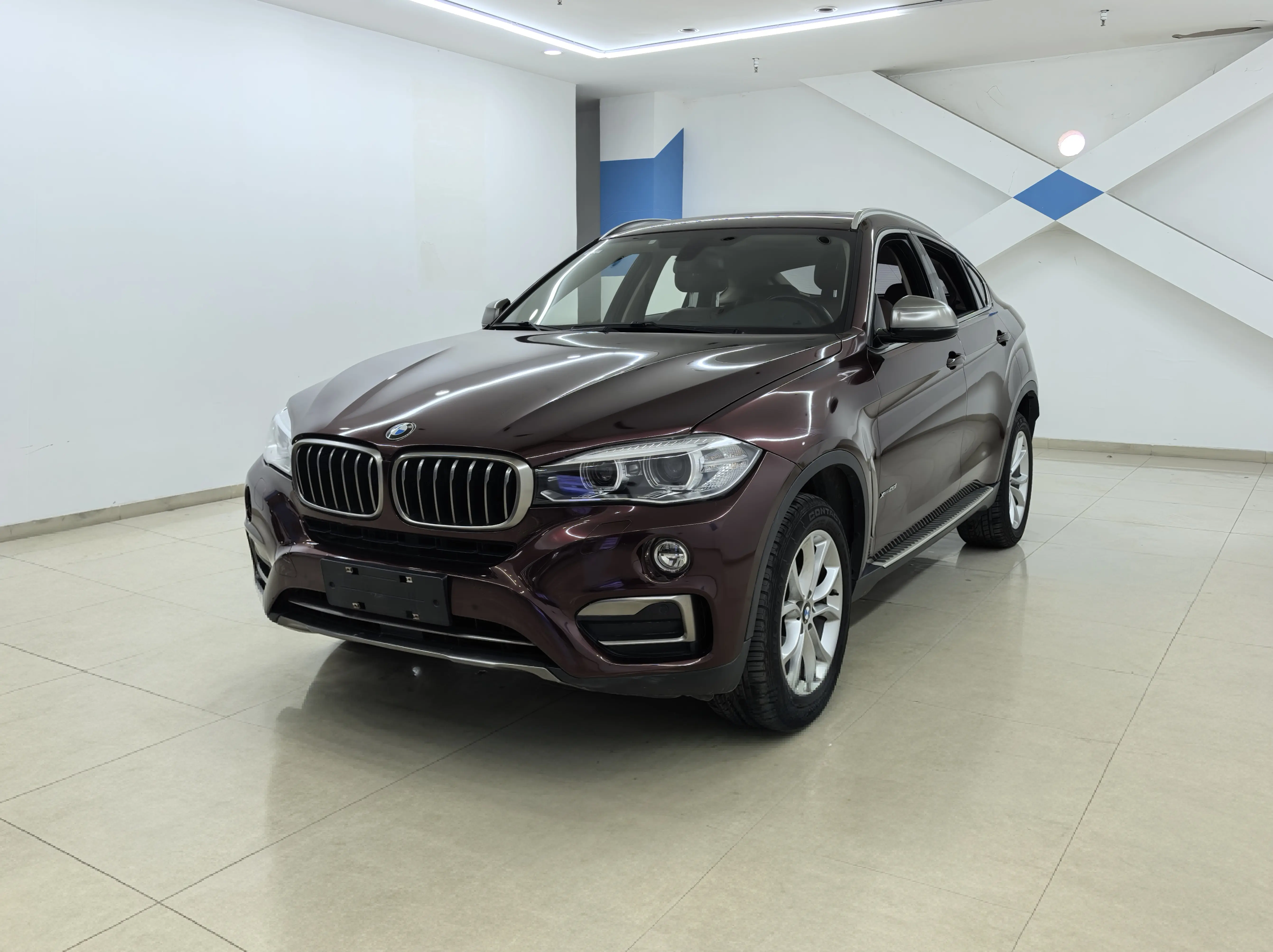 BMW X6  из Китая