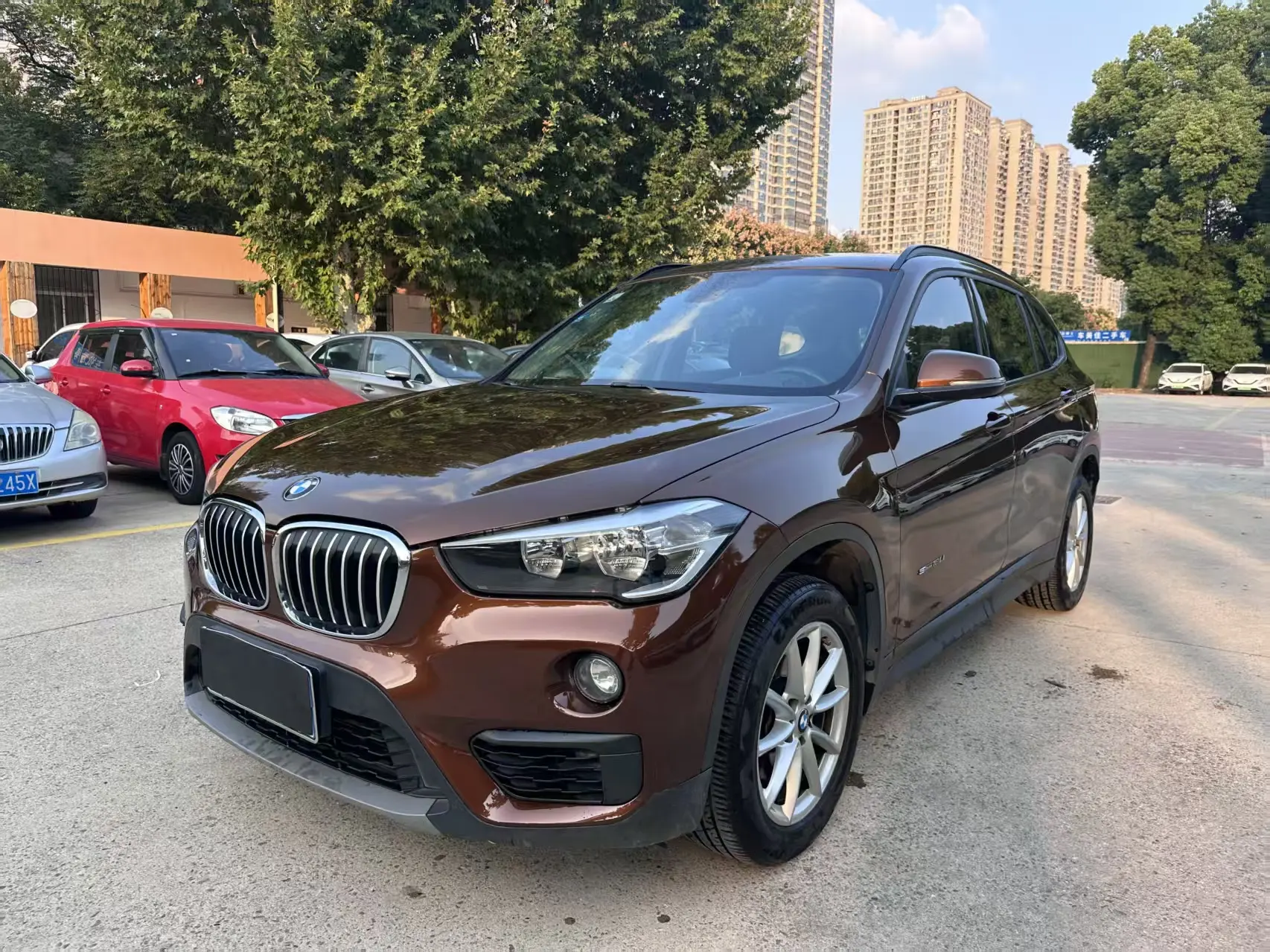 BMW X1  из Китая