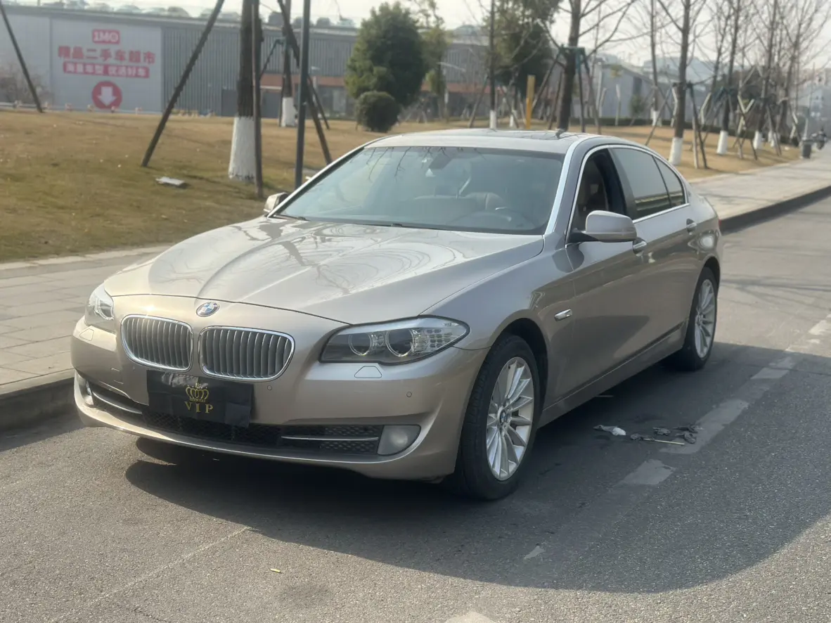 BMW 5 Series  из Китая