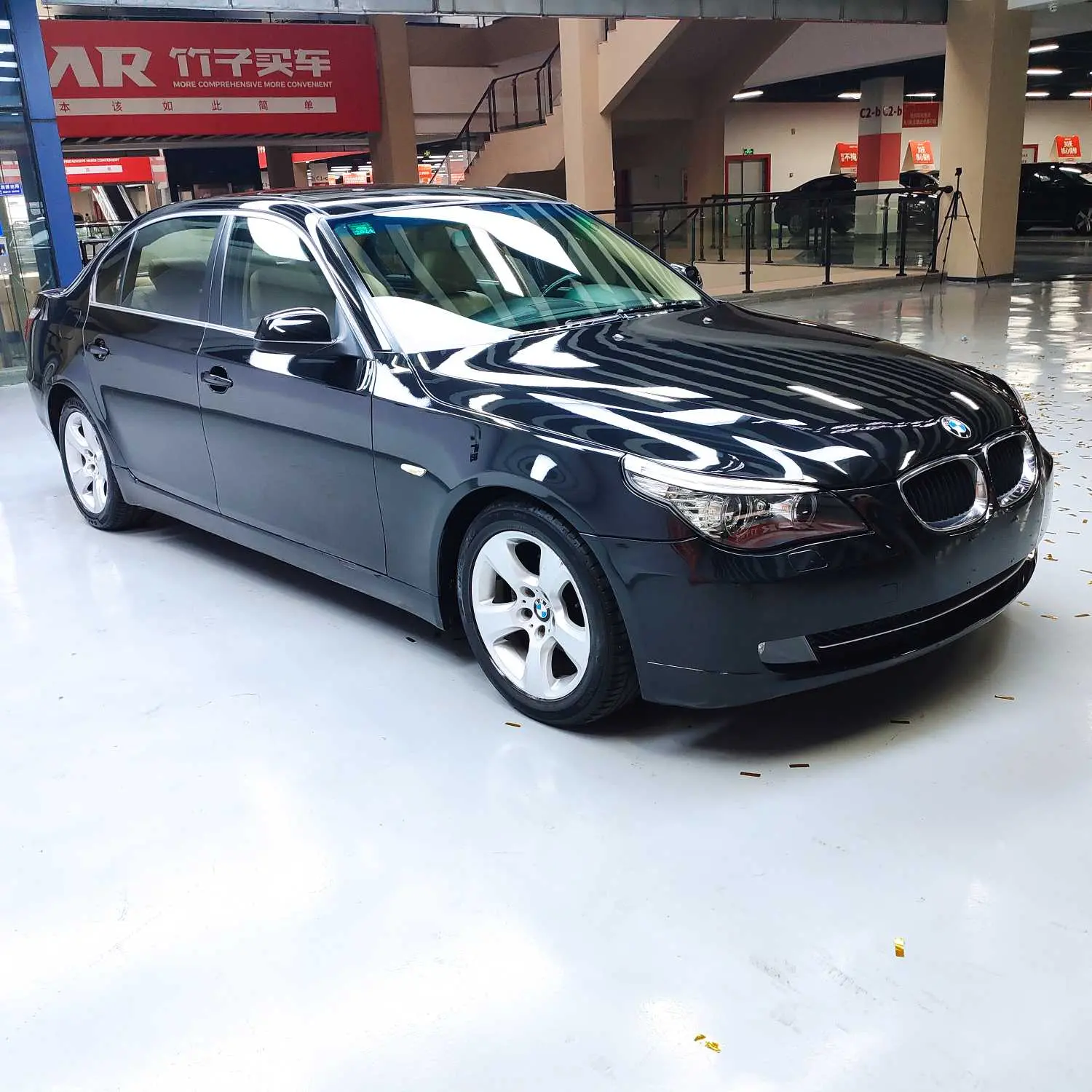 BMW 5 Series  из Китая