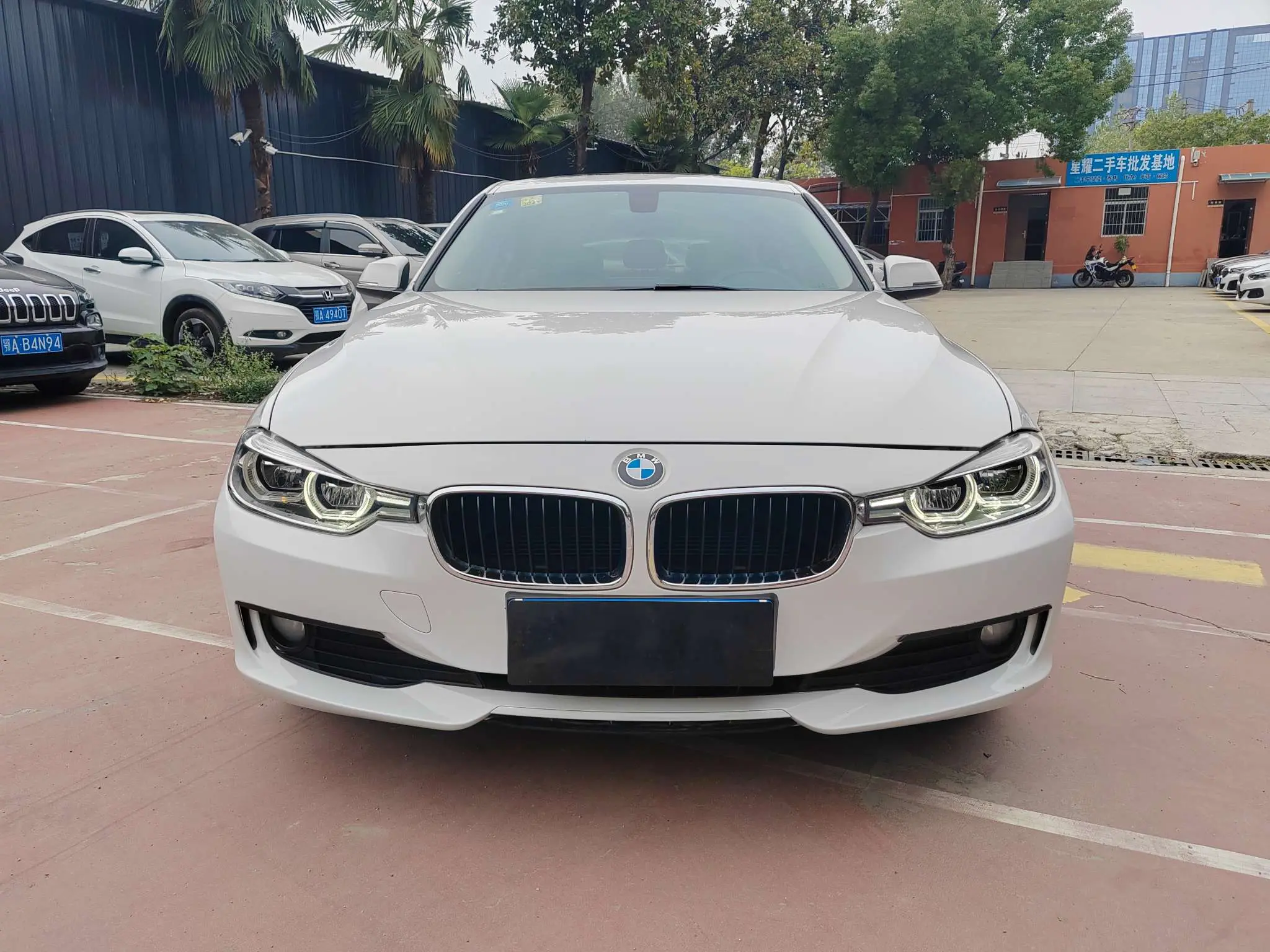 BMW 3 Series  из Китая